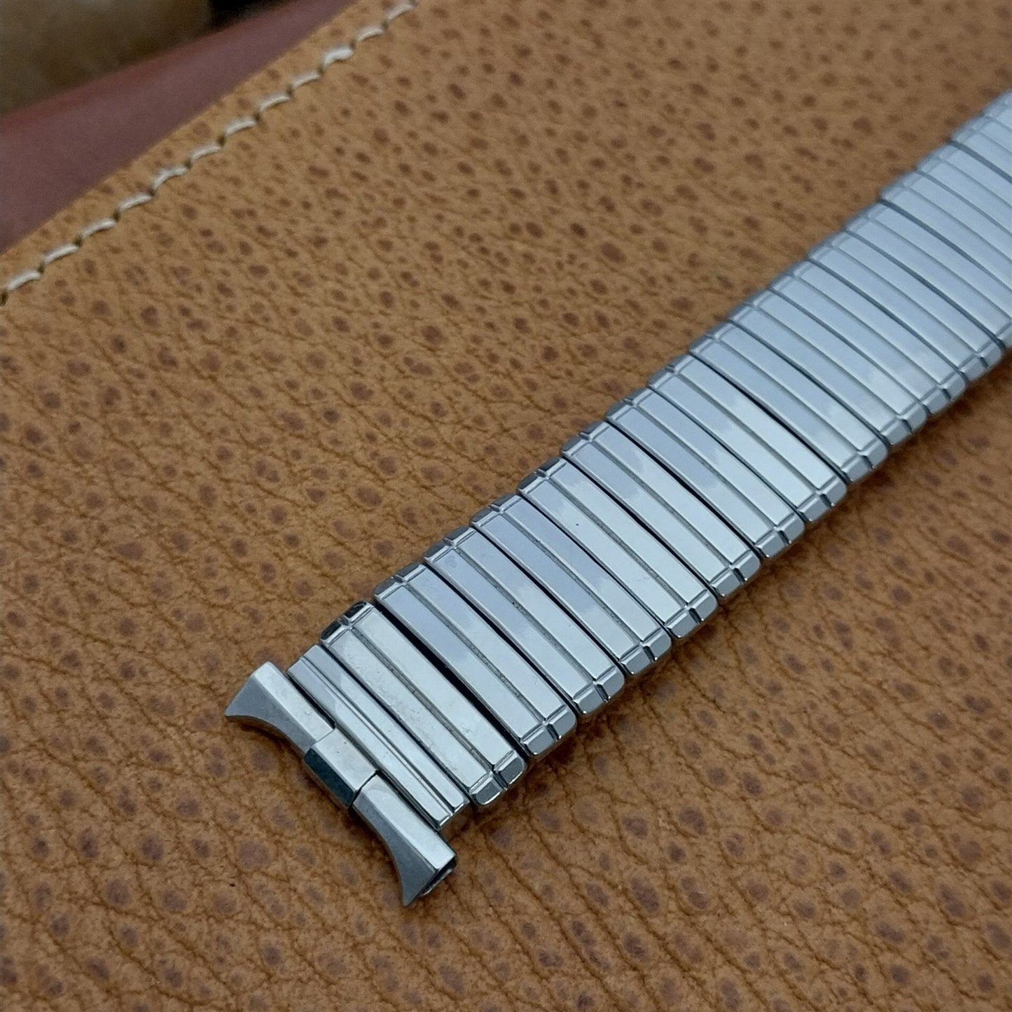 18mm 19mm JB Champion USA Wide Stainless Steel 1960s Unused Vintage Watch Band