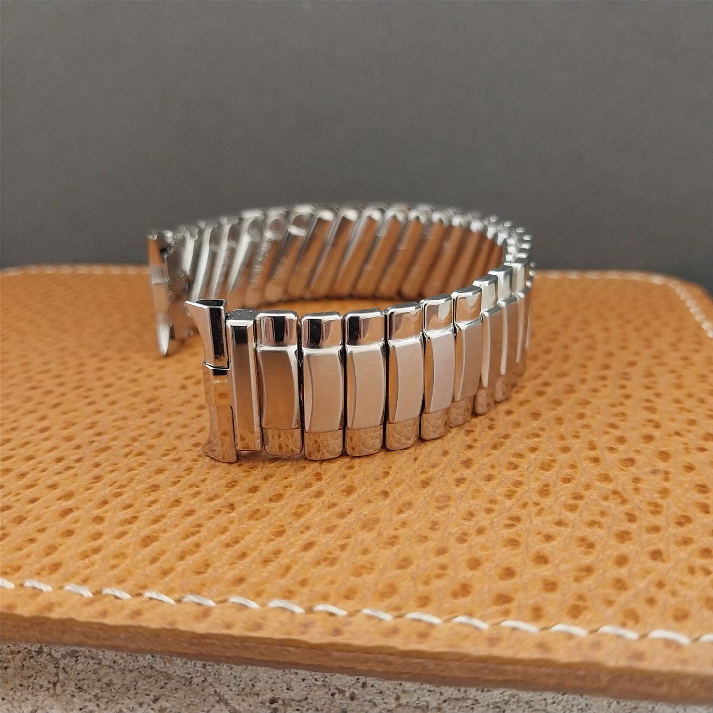 Wyler Life-Guard JB Champion USA 1960s Wide Stainless Steel Vintage Watch Band