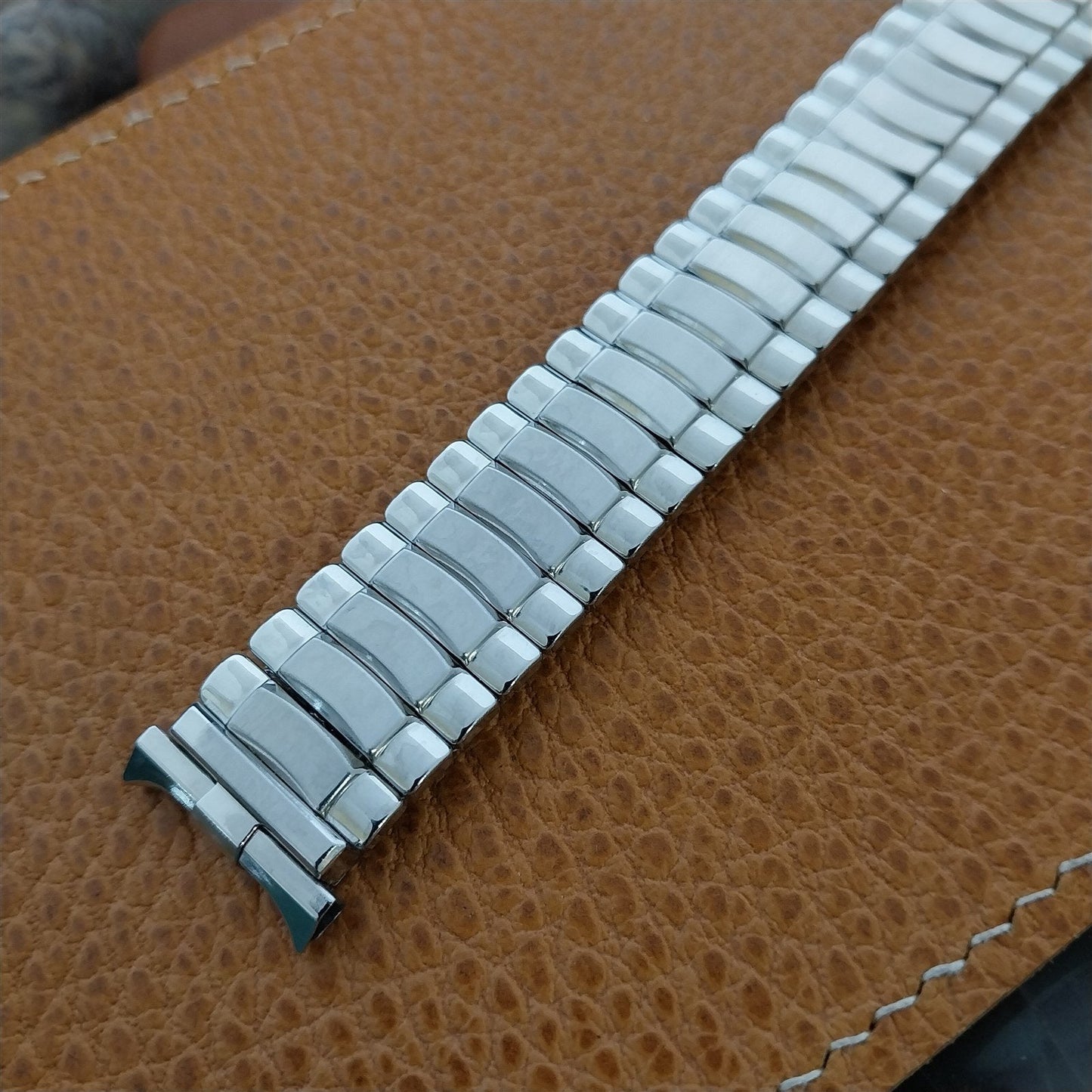 Wyler Life-Guard JB Champion USA 1960s Wide Stainless Steel Vintage Watch Band