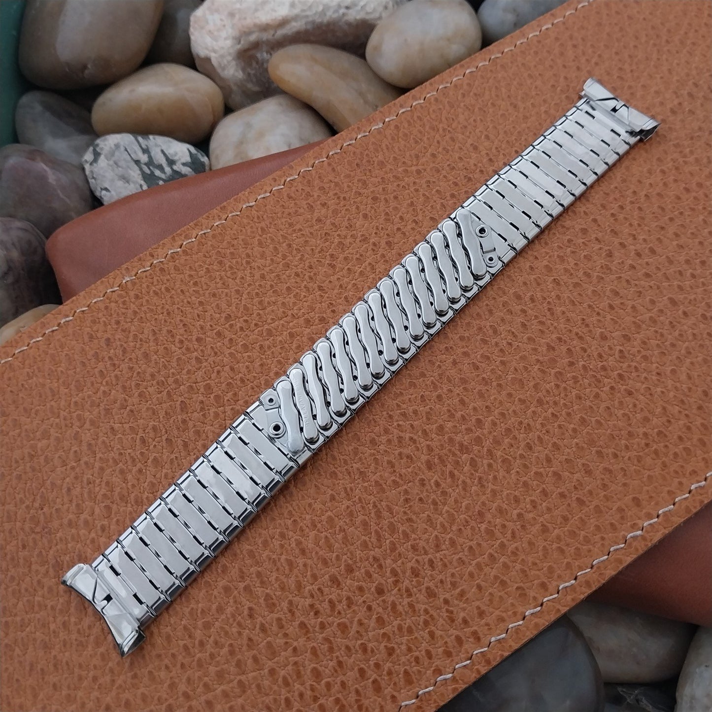 16mm 18mm 19mm Stainless Steel Unused 1960s Bellavance USA Vintage Watch Band