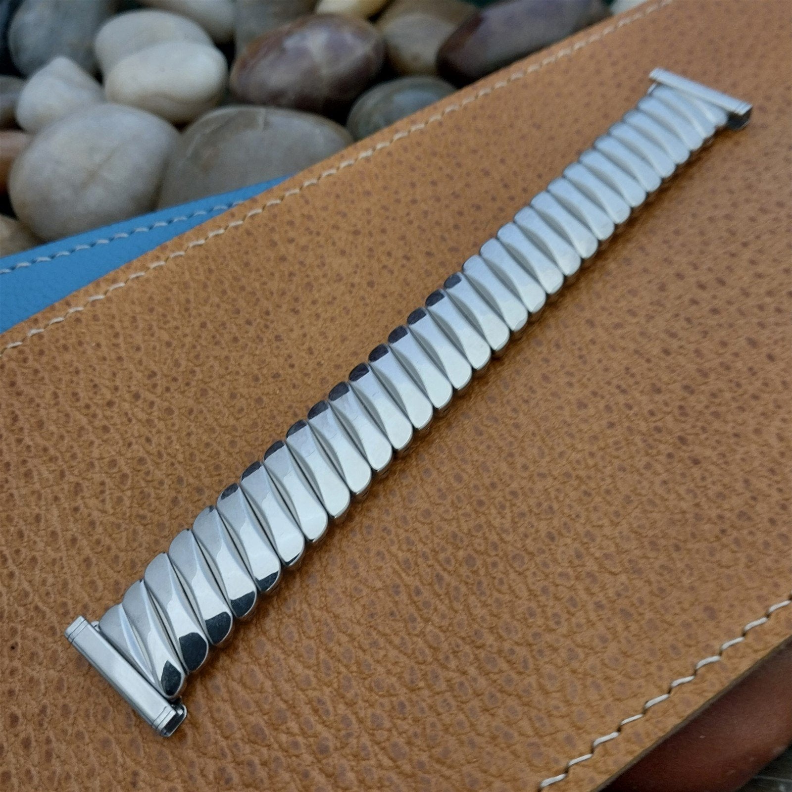 USA Made Bellavance Stainless Steel Overhand Expansion nos Vintage Watch Band