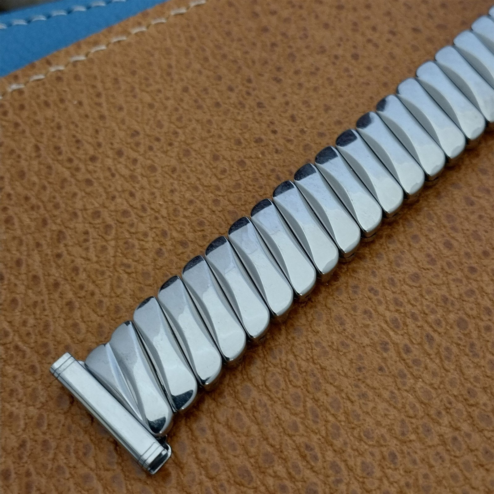 USA Made Bellavance Stainless Steel Overhand Expansion nos Vintage Watch Band