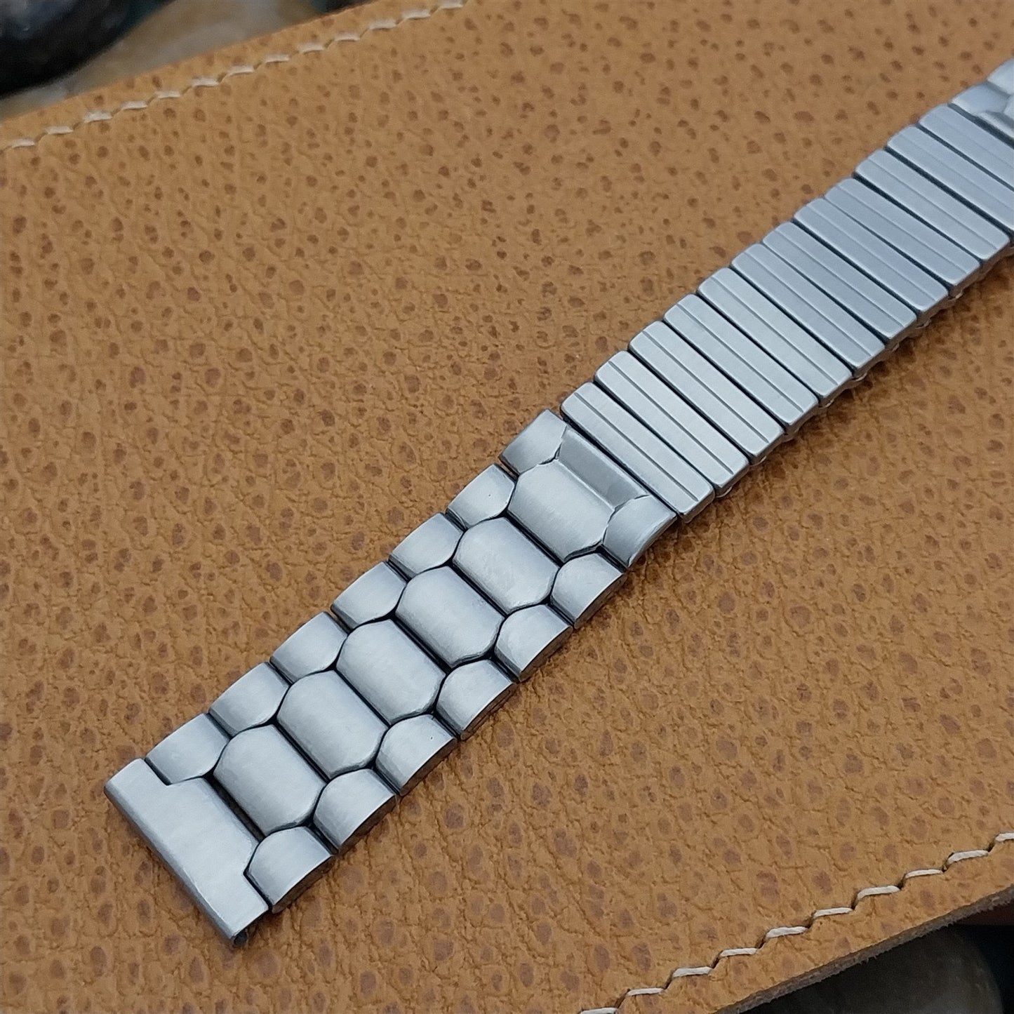 17.2mm Drema Matte Stainless Steel Classic 1960s Unused Vintage Watch Band