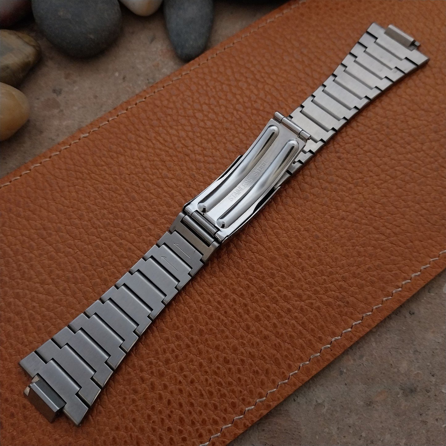 Internal Lug Stainless Steel Solid Link Unused 1970s-1980s Vintage Watch Band