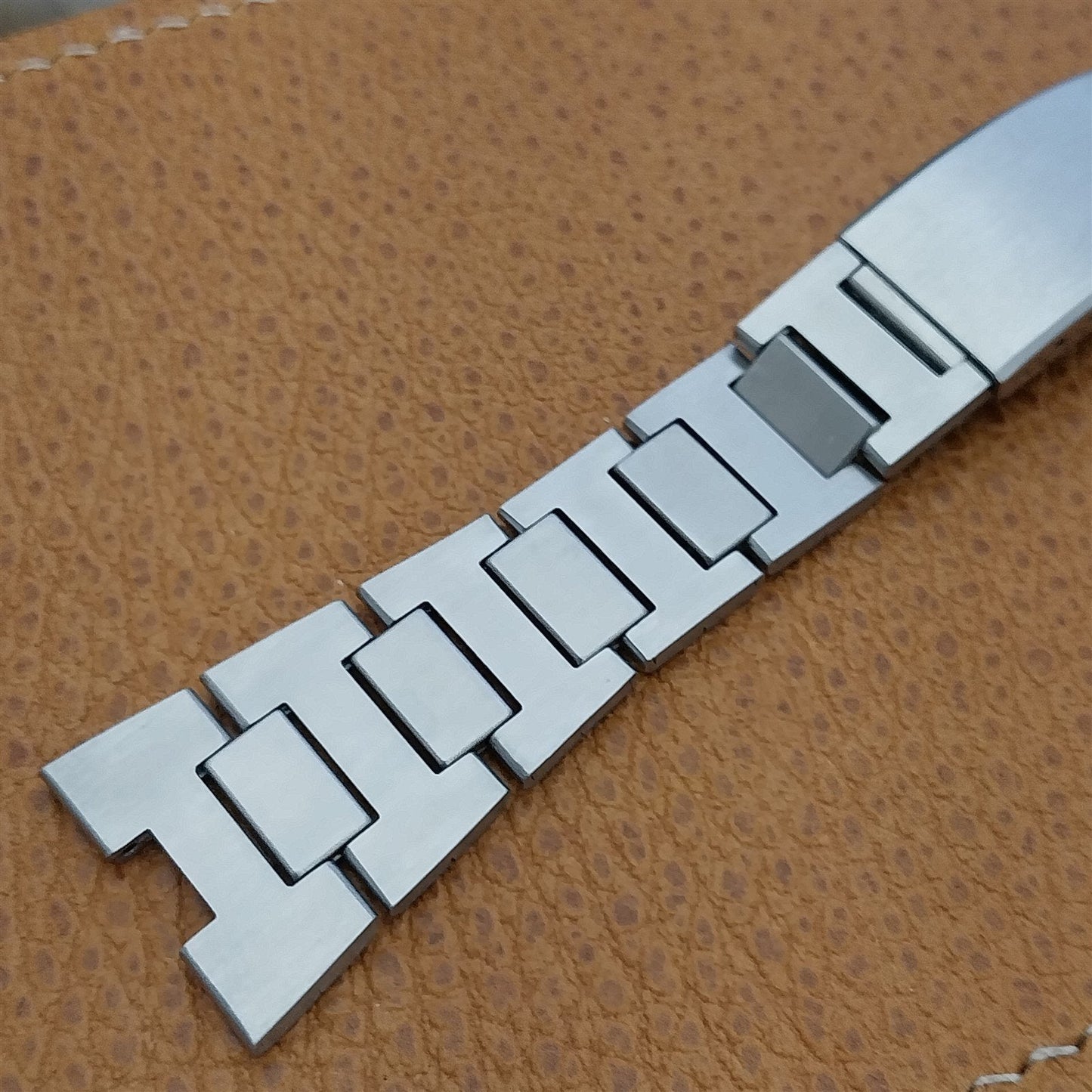 LED LCD Jump Hour Stainless Steel Hadley nos Unused Watch Band