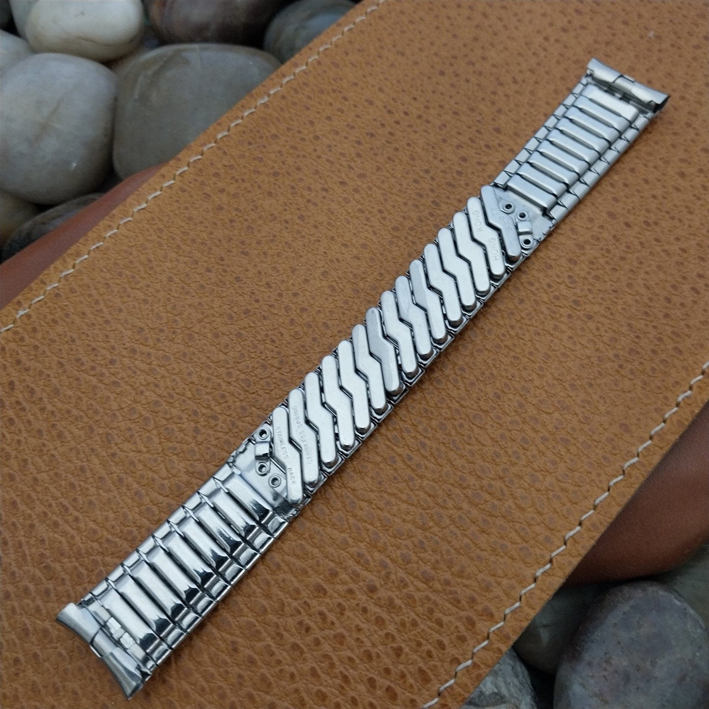 17.2mm 11/16" Stainless Steel Classic 1960s-1970s nos Unused Vintage Watch Band