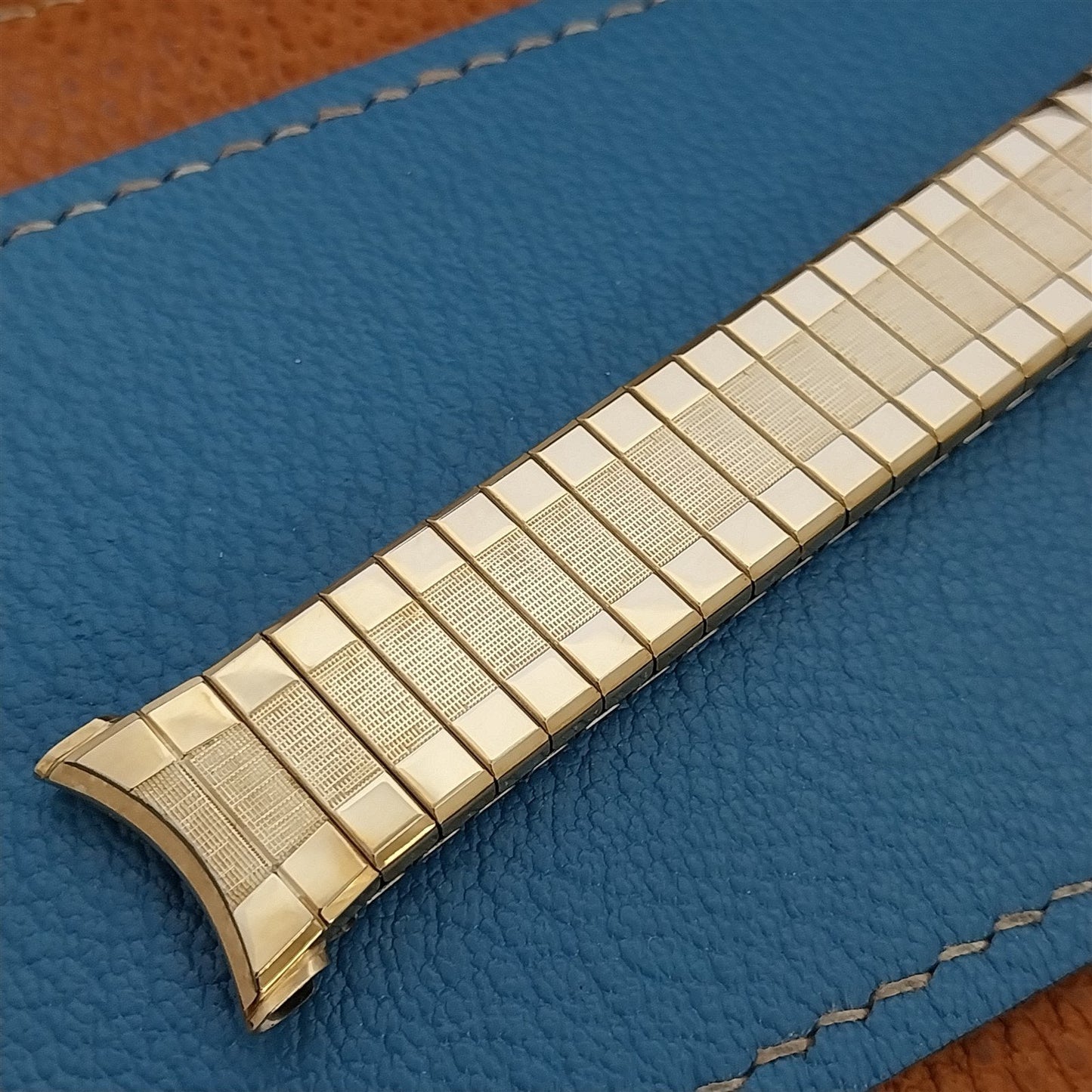 Vintage 19mm 18mm 17mm Yellow Gold Filled Speidel Cobra Unused 1960s Watch Band