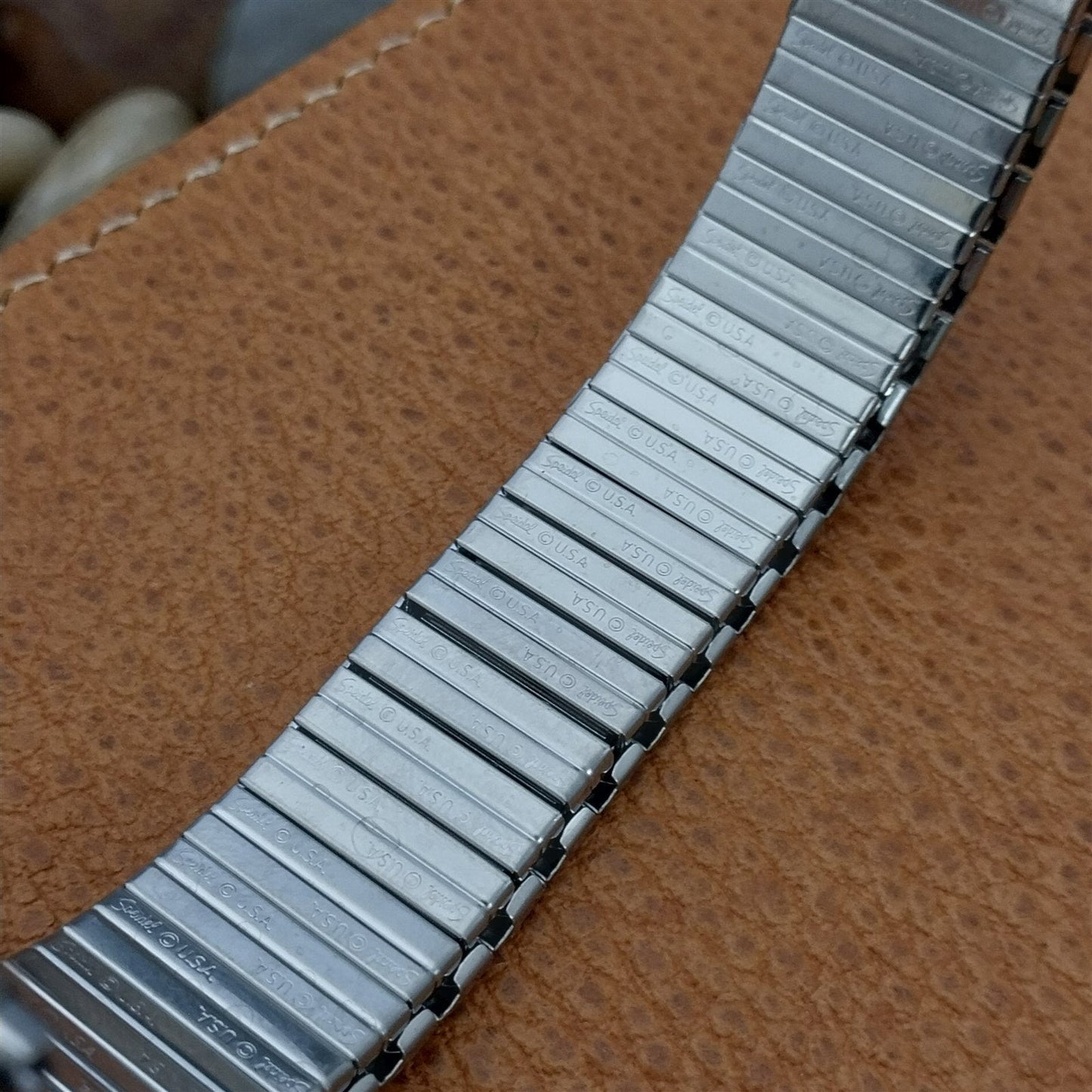 22mm Beads of Rice Wide Stainless Speidel Expansion Unused Vintage Watch Band