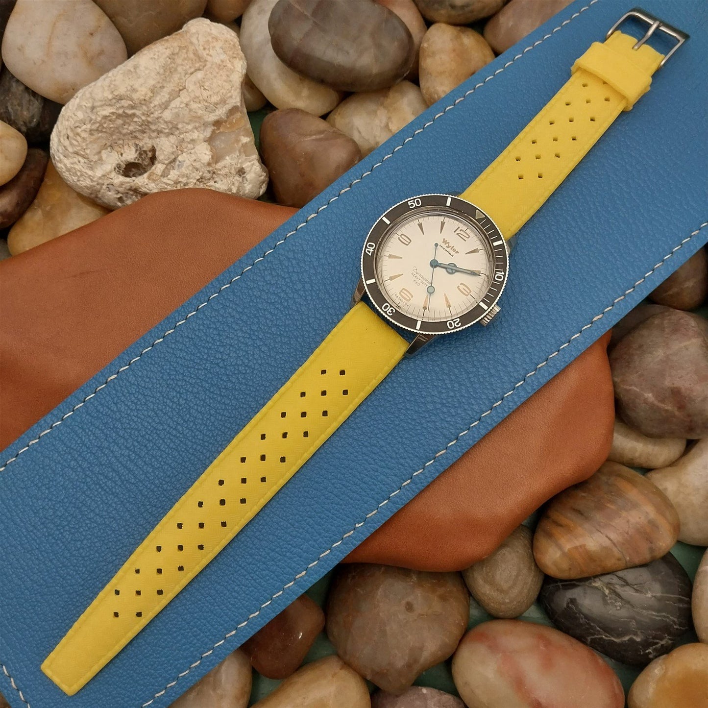 Vintage 18mm Yellow Tropical Skindiver Classic 1960s-1970s nos Unused Watch Band