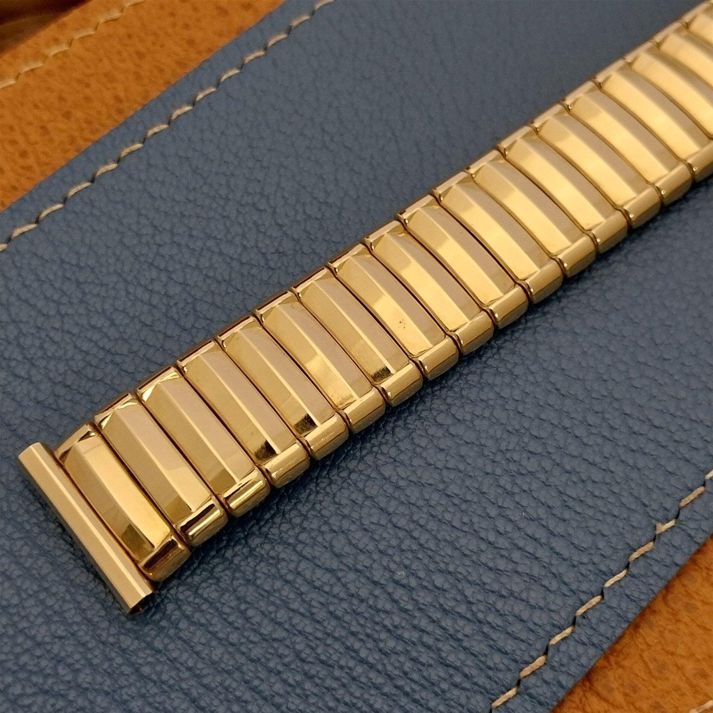 18mm 19mm 12k Gold-Filled Classic JB Champion USA nos 1950s Vintage Watch Band