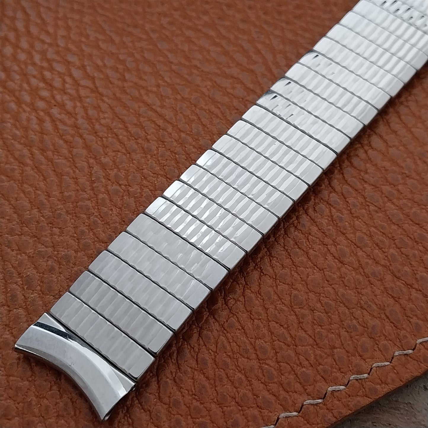 17.2mm 10k White Gold-Filled Classic Kreisler USA nos Vintage Watch Band