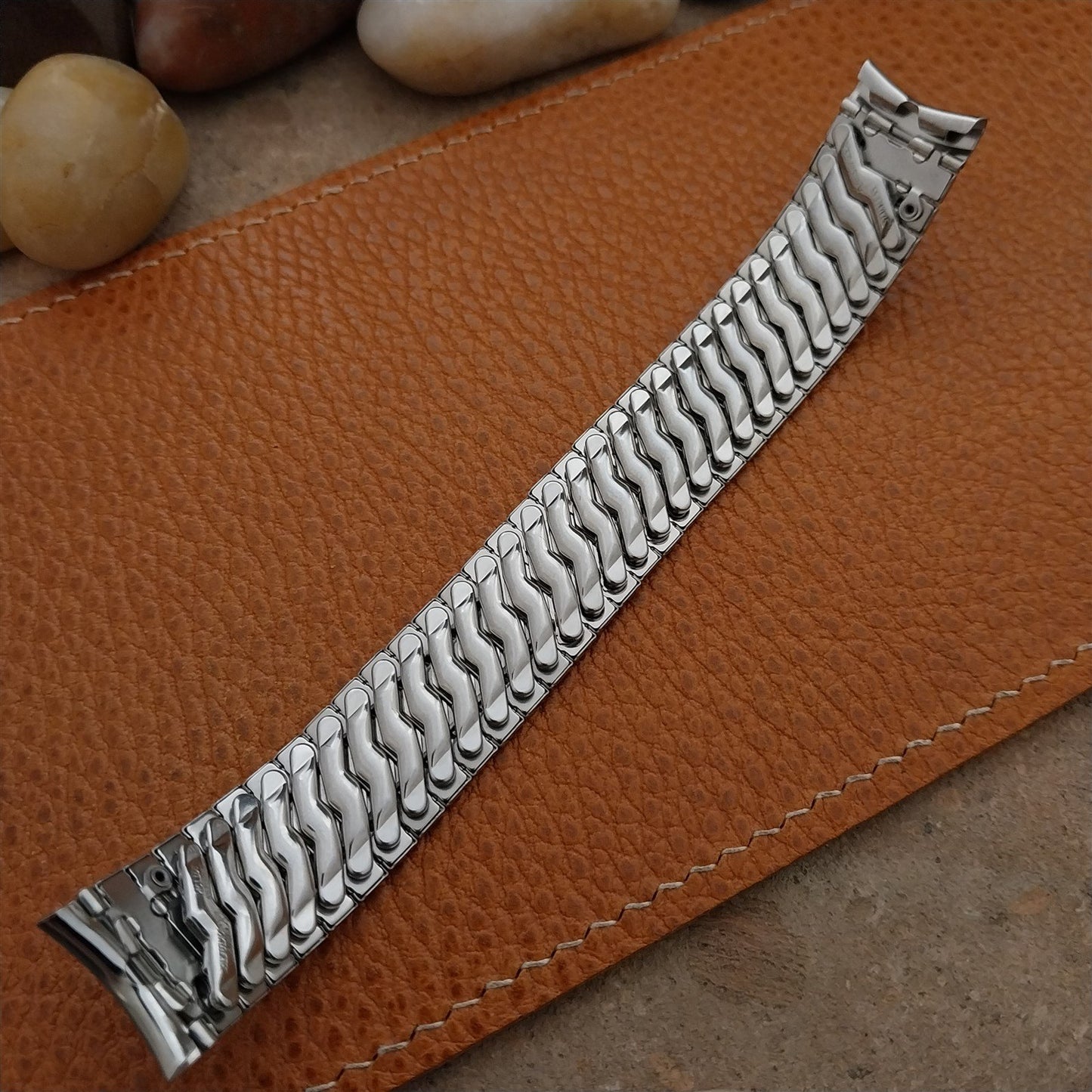 17.2mm 10k White Gold-Filled Classic Kreisler USA nos Vintage Watch Band