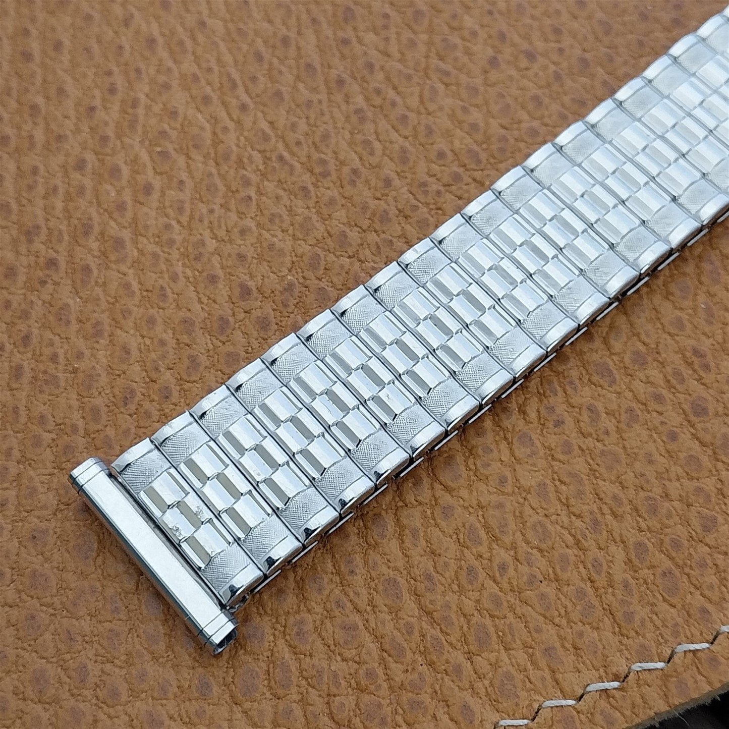 1962 White Gold-Filled Classic Speidel Camelot 19mm 18mm Twistoflex Watch Band