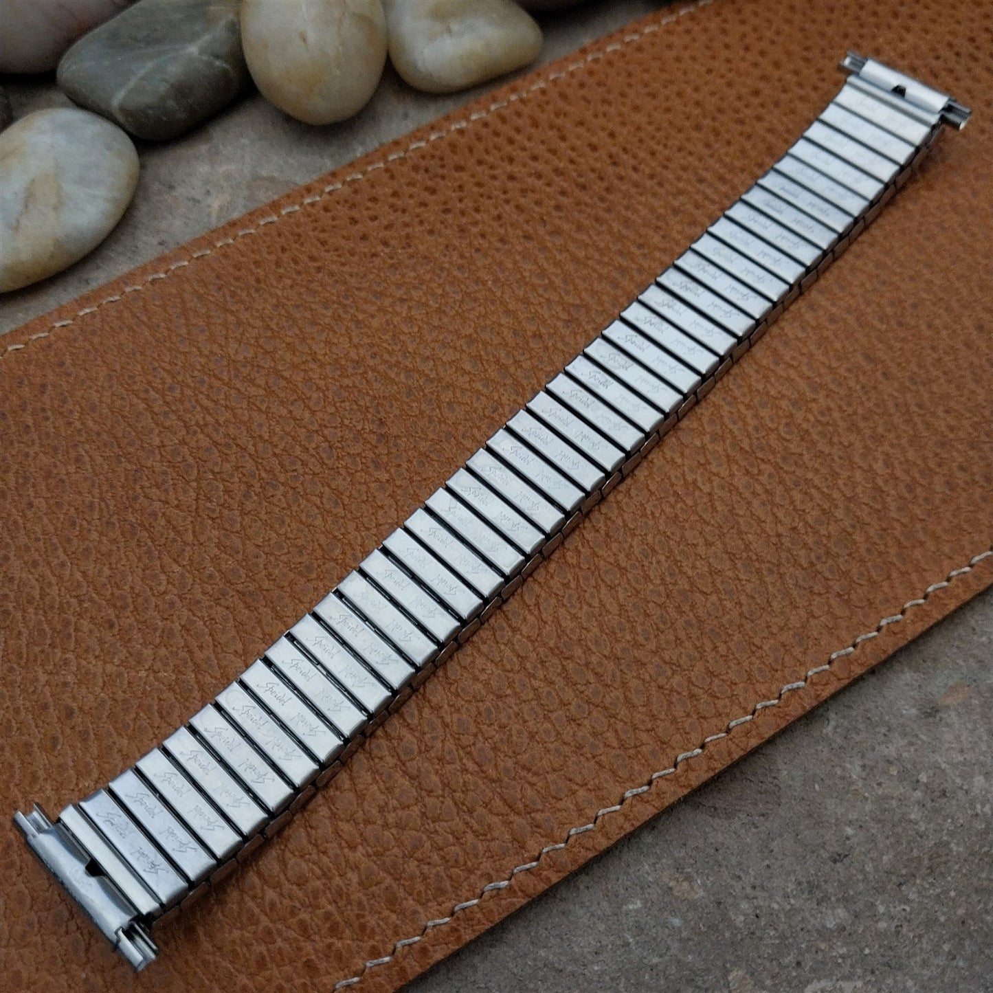 20mm 22mm Stainless Steel Long Expansion Speidel USA 1970s Vintage Watch Band