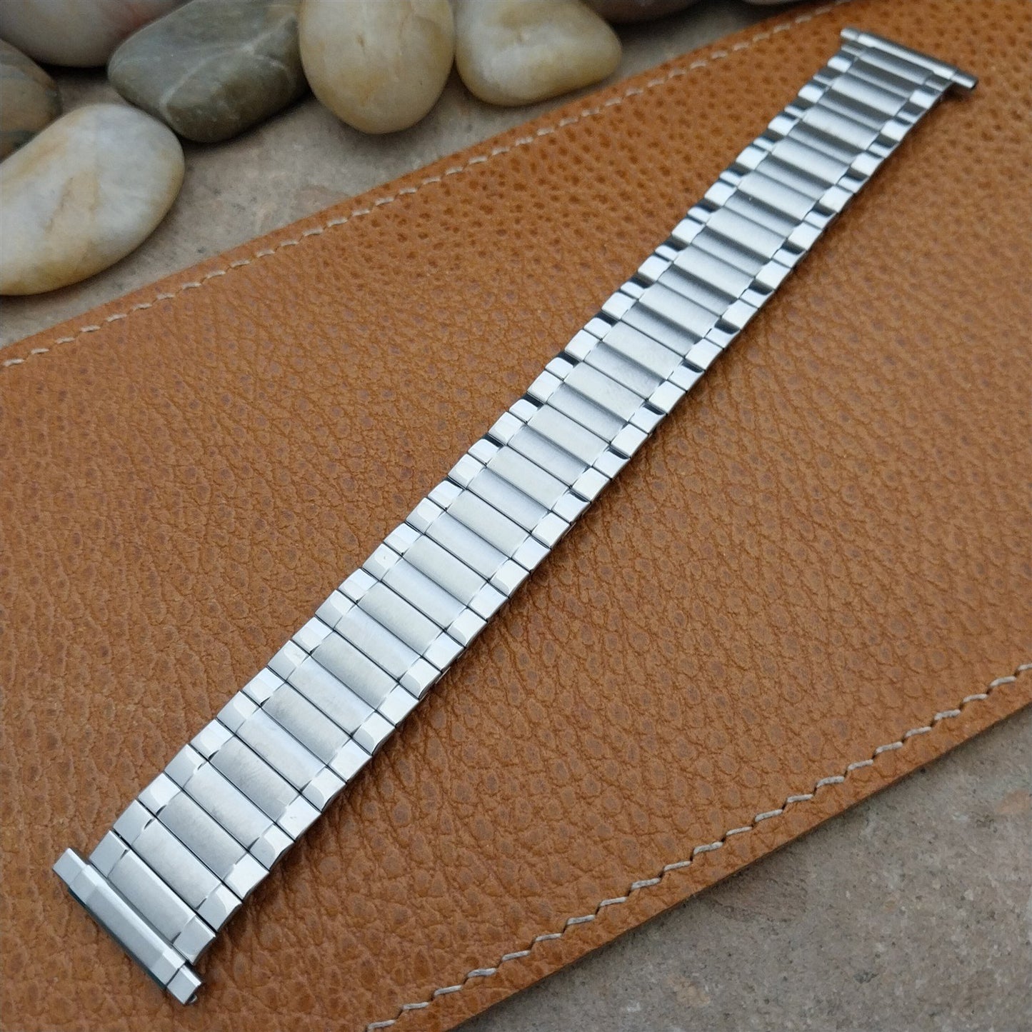 20mm 22mm Stainless Steel Long Expansion Speidel USA 1970s Vintage Watch Band