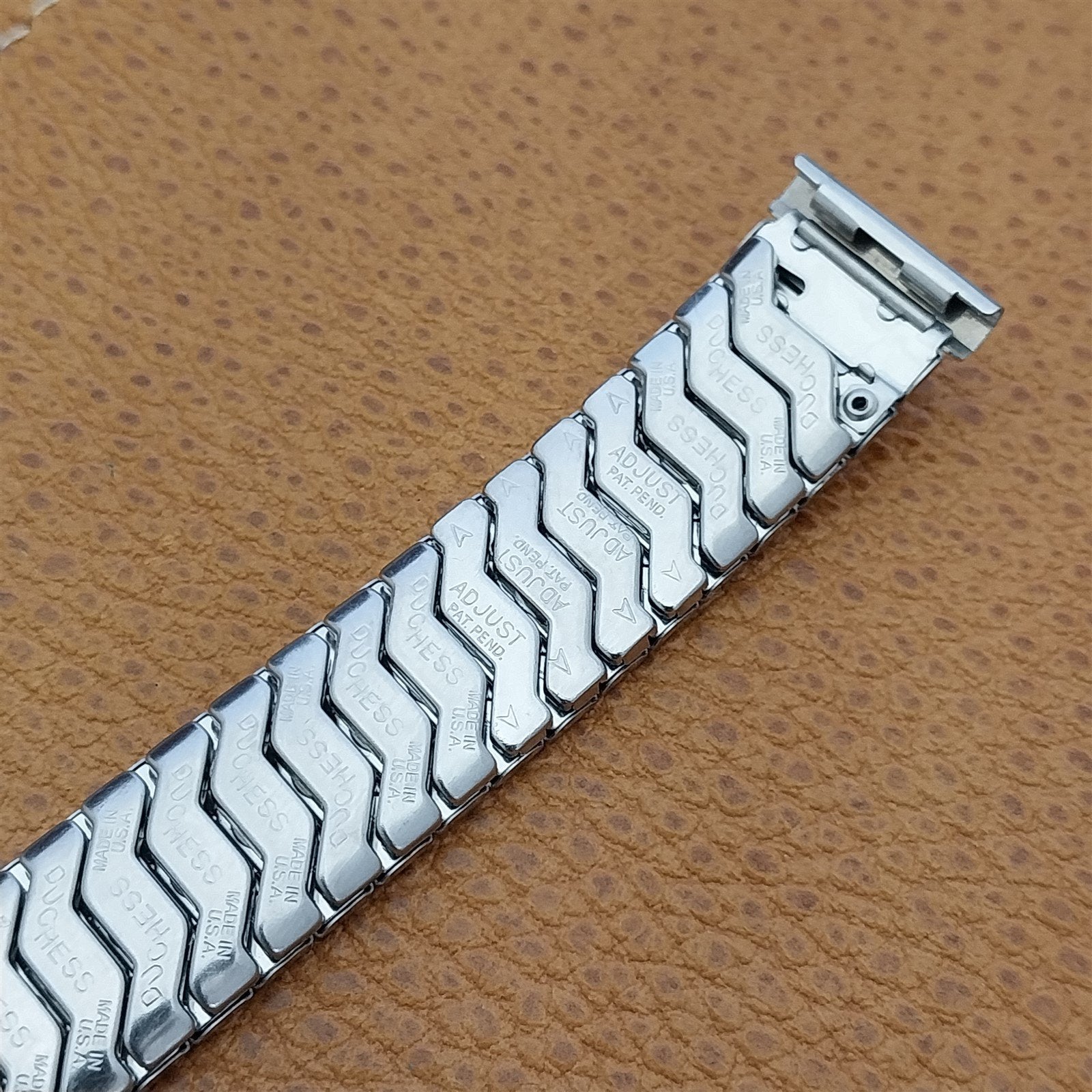 11/16" Duchess USA 17.2mm Stainless Steel nos 1960s Vintage Watch Band