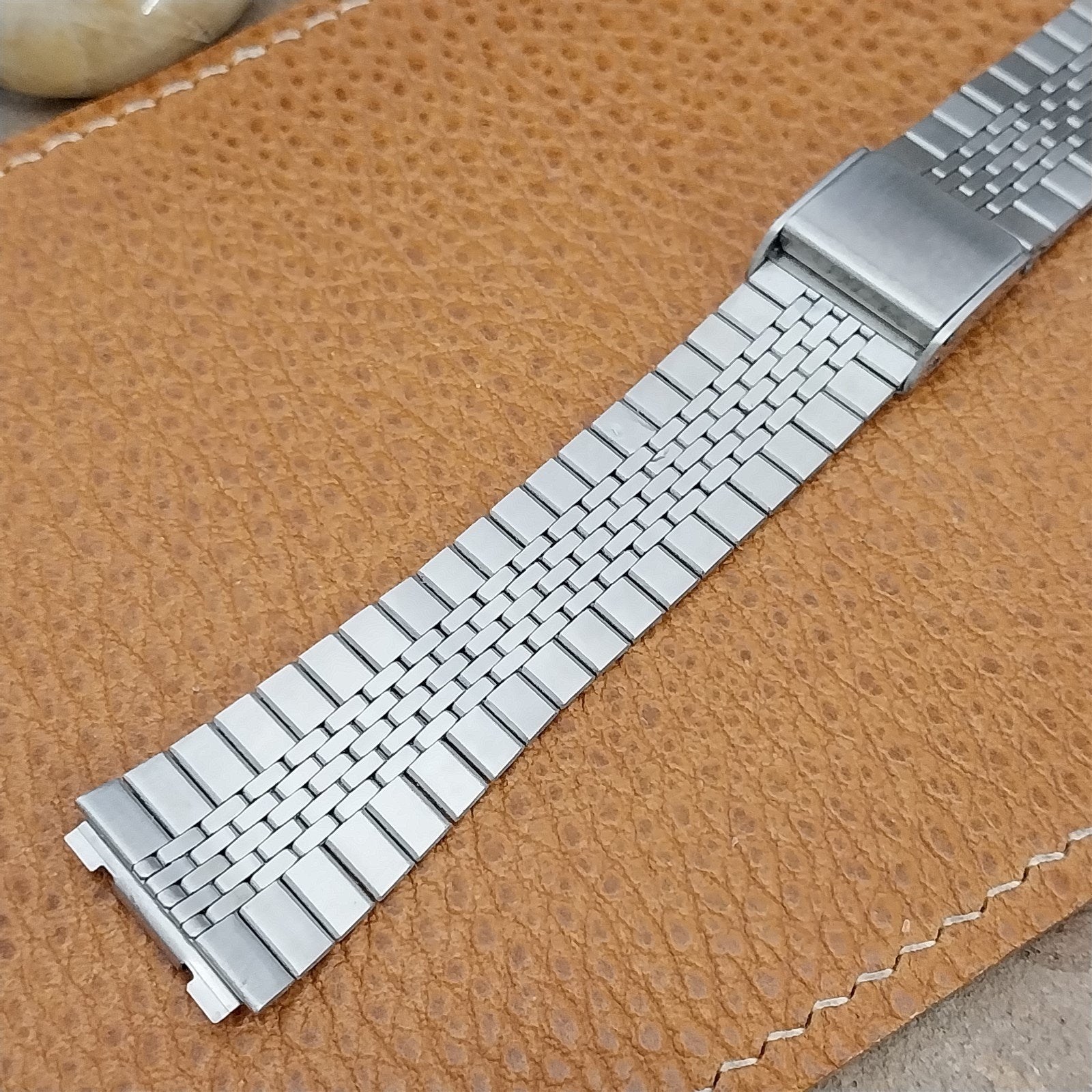 18mm Stainless Steel Classic LED LCD nos Unused 1970s Vintage Watch Band