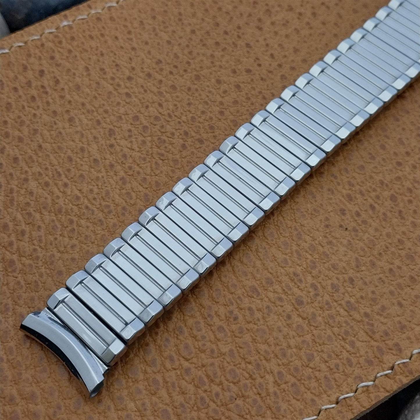 18mm 19mm Stainless Steel Expansion USA Made nos 1960s Vintage Watch Band