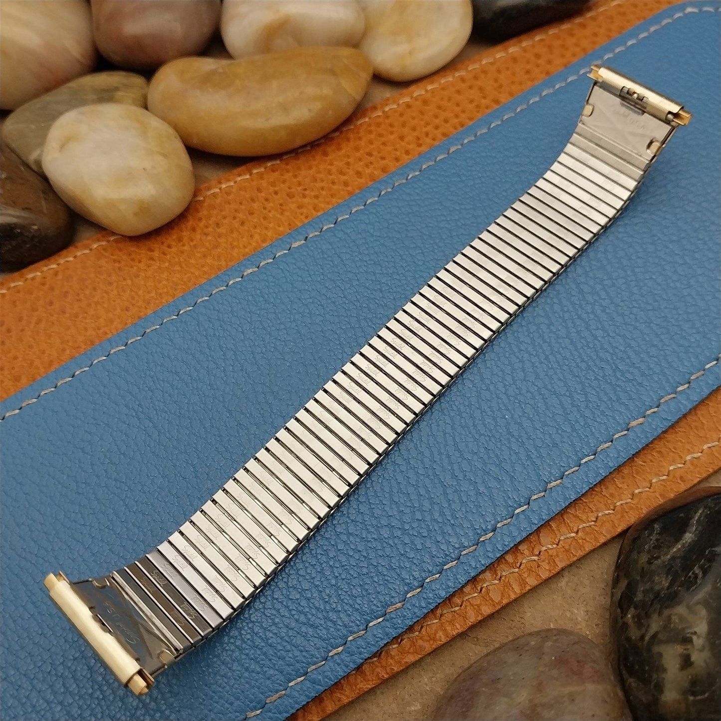 1970s Vintage Classic Speidel Gold RGP 18mm 20mm Thinline Twistoflex Watch Band