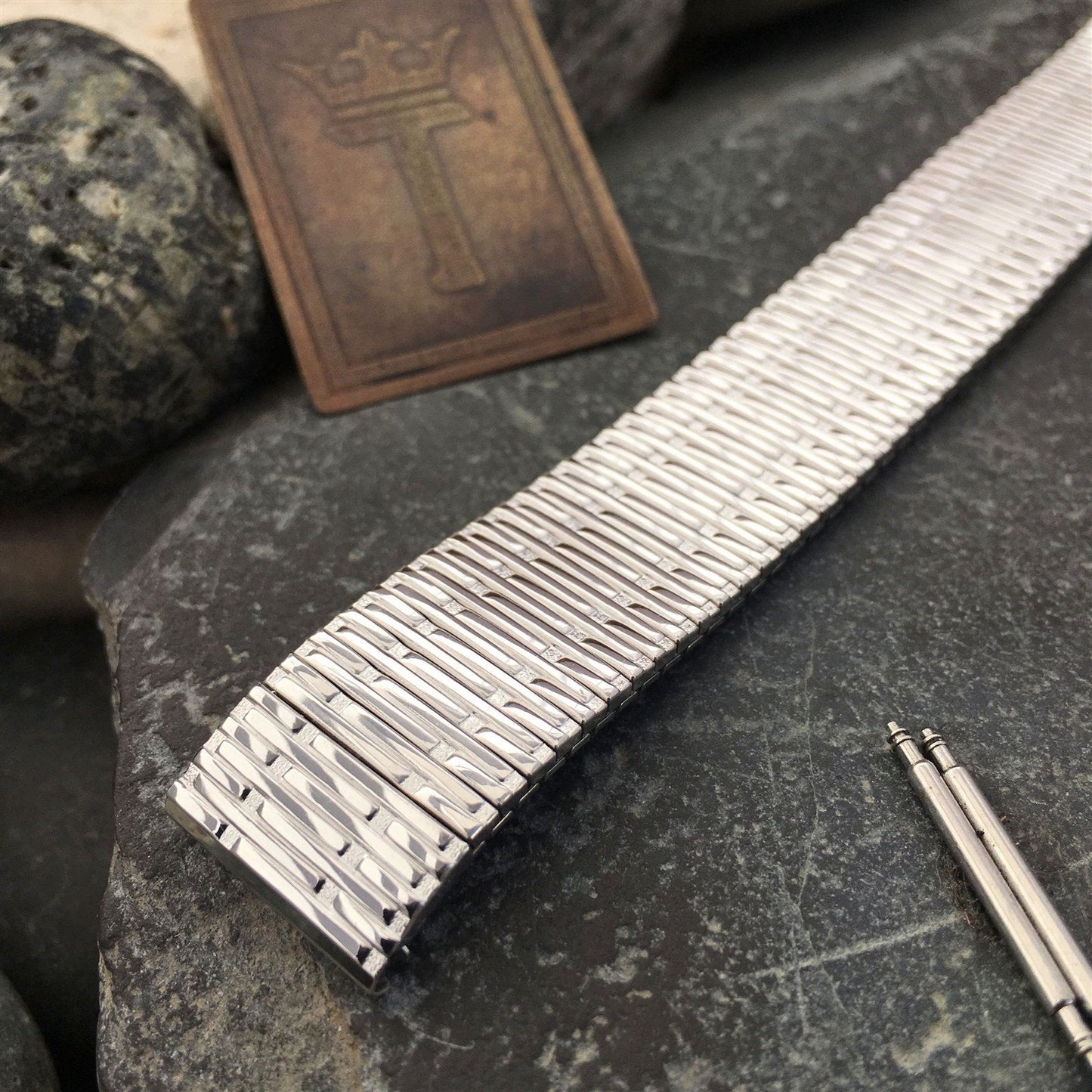 17.2mm 10K White Gold-Filled Speidel USA Thinline nos 1970s Vintage Watch Band