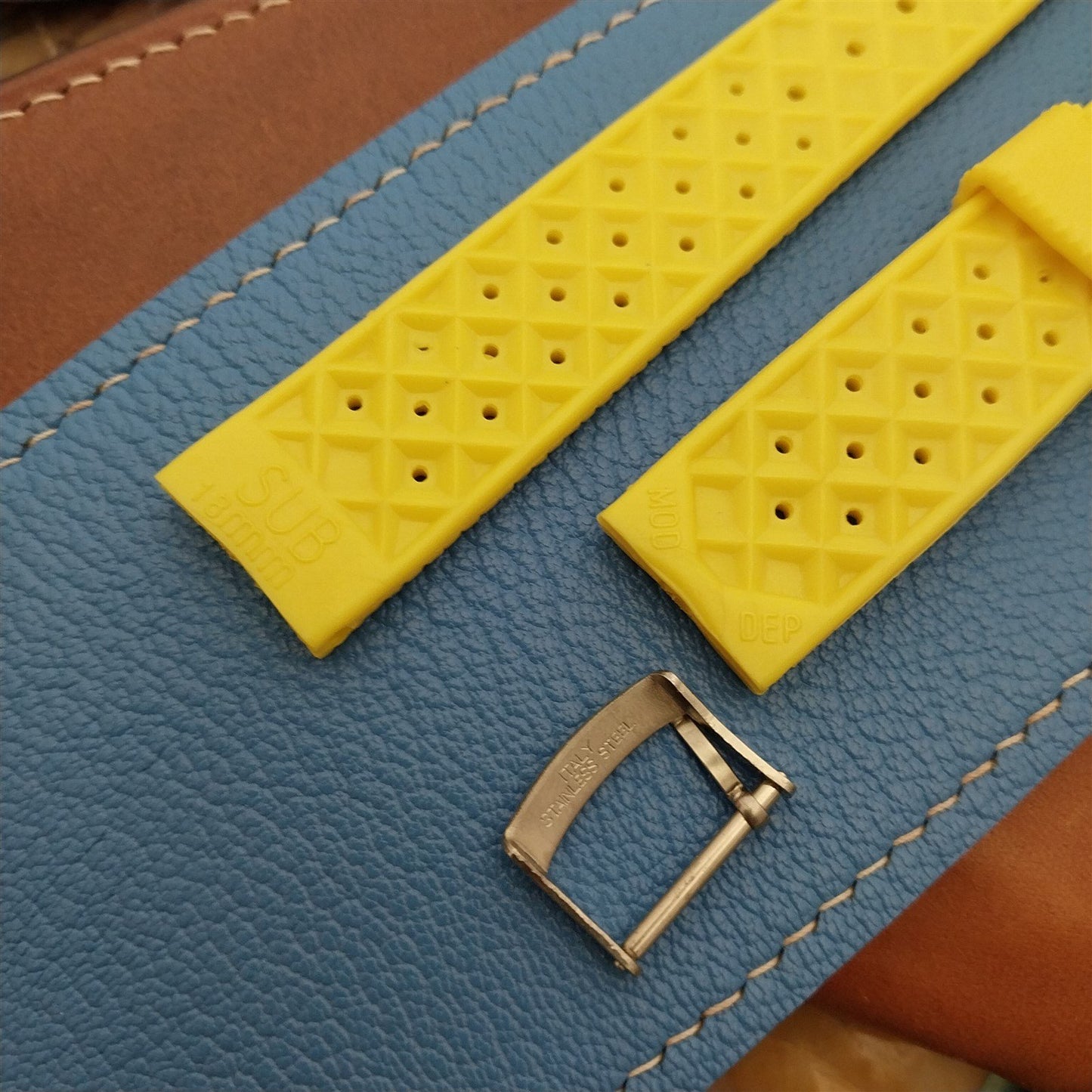 Vintage 18mm Swiss SUB Diver Yellow Tropical Skindiver Unused 1960s Watch Band