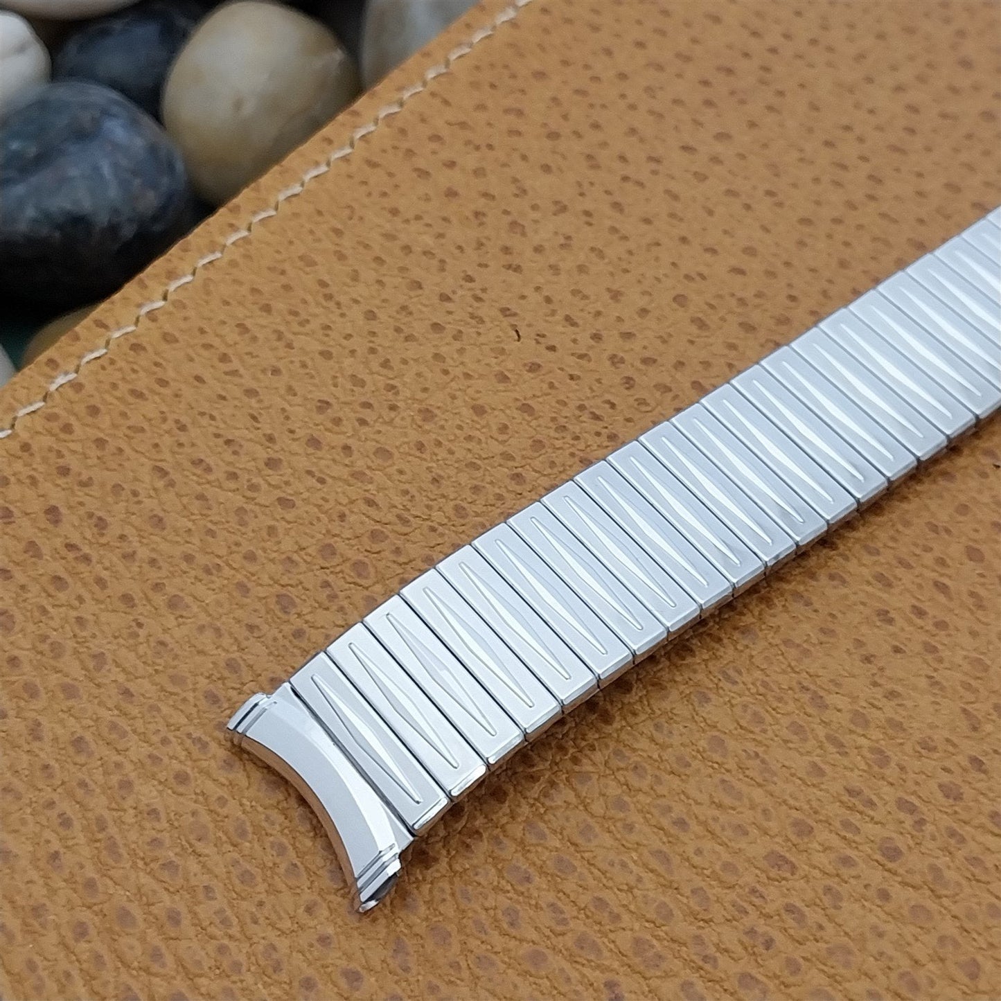 18mm 19mm White Gold-Filled Kreisler USA nos Unused 1960s Vintage Watch Band