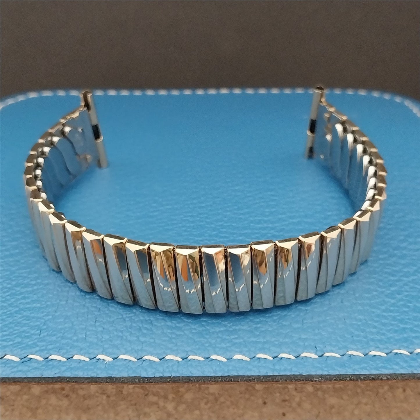 rare 12k Yellow Gold-Filled Gemex Skipper nos 1950s 19mm 15mm Vintage Watch Band