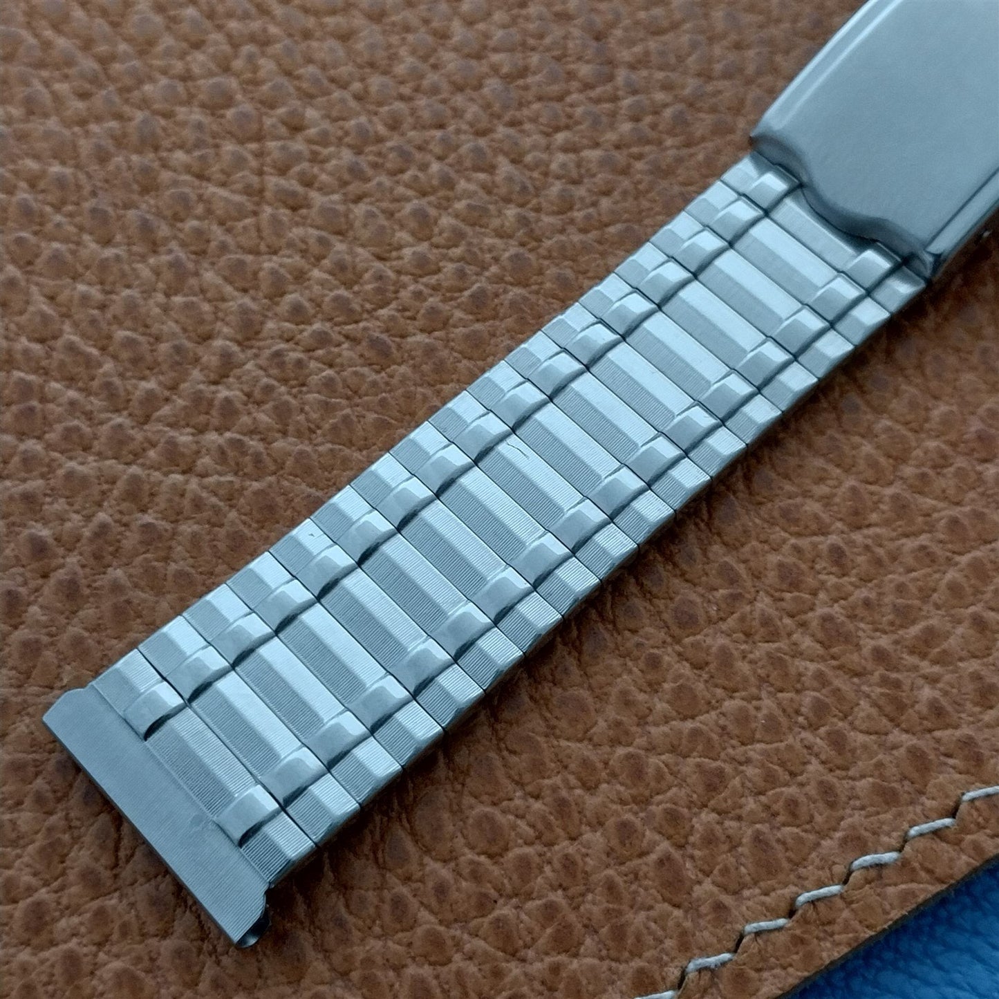 19mm 18mm Stainless Steel Classic Kreisler USA Unused 1960s Vintage Watch Band