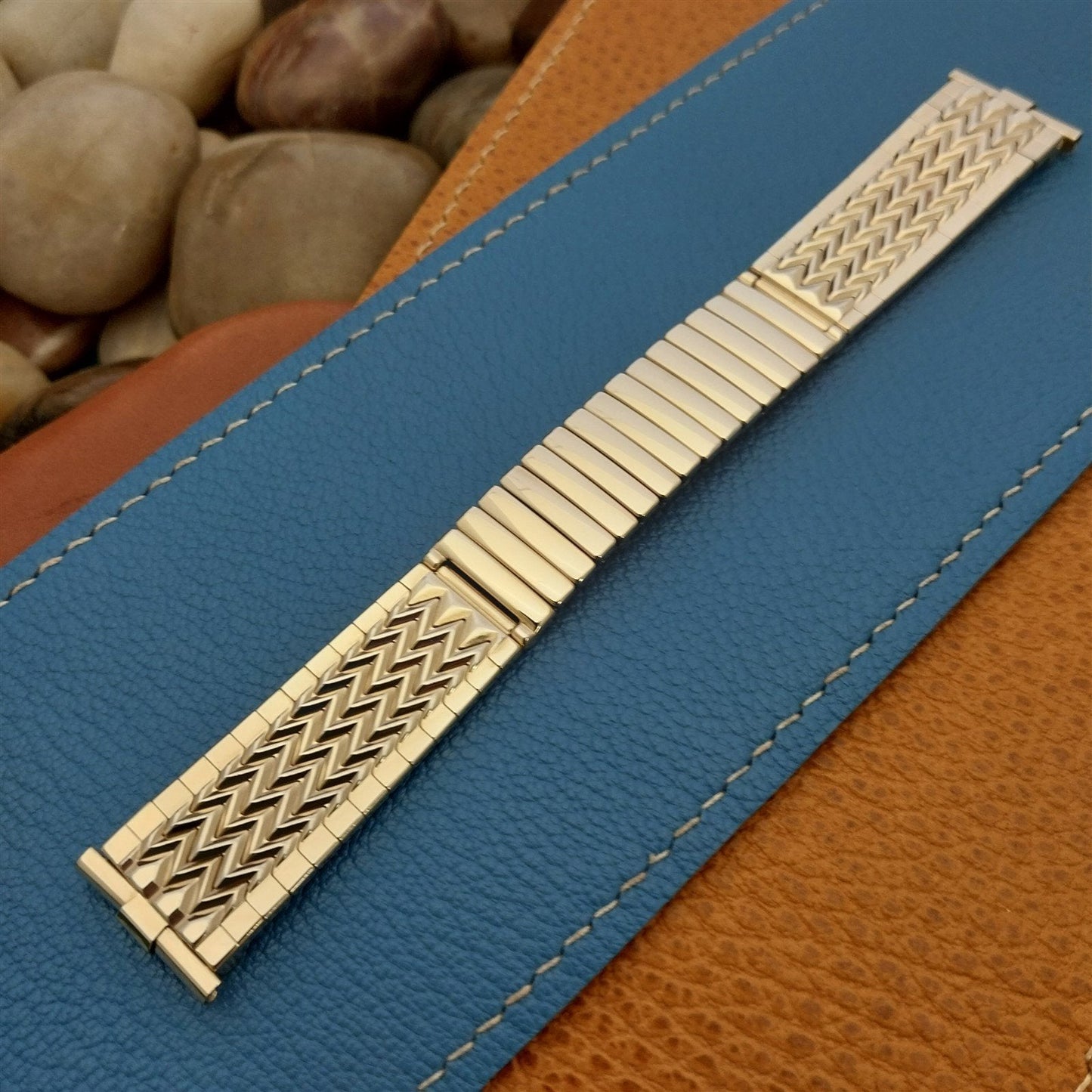 18mm 19mm JB Champion 10k Gold-Filled Herringbone nos 1960s Vintage Watch Band