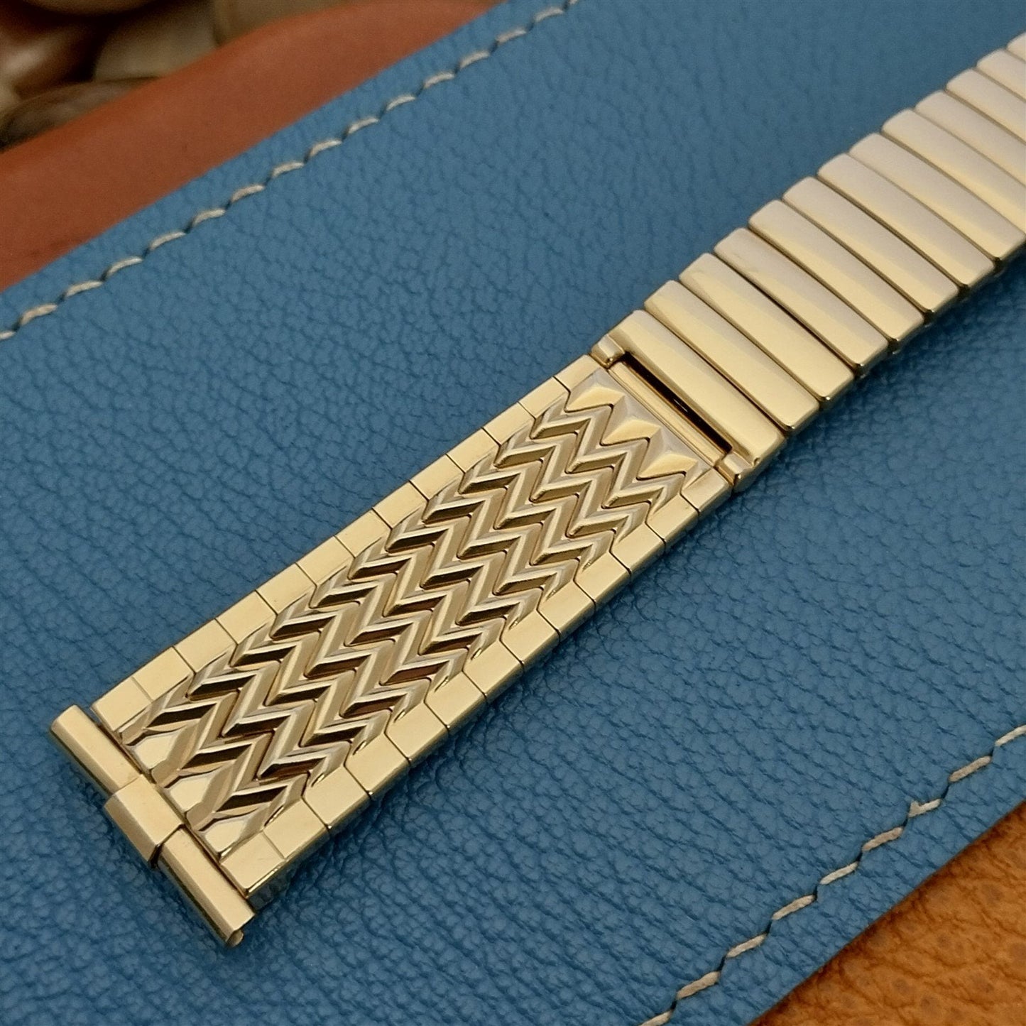 18mm 19mm JB Champion 10k Gold-Filled Herringbone nos 1960s Vintage Watch Band