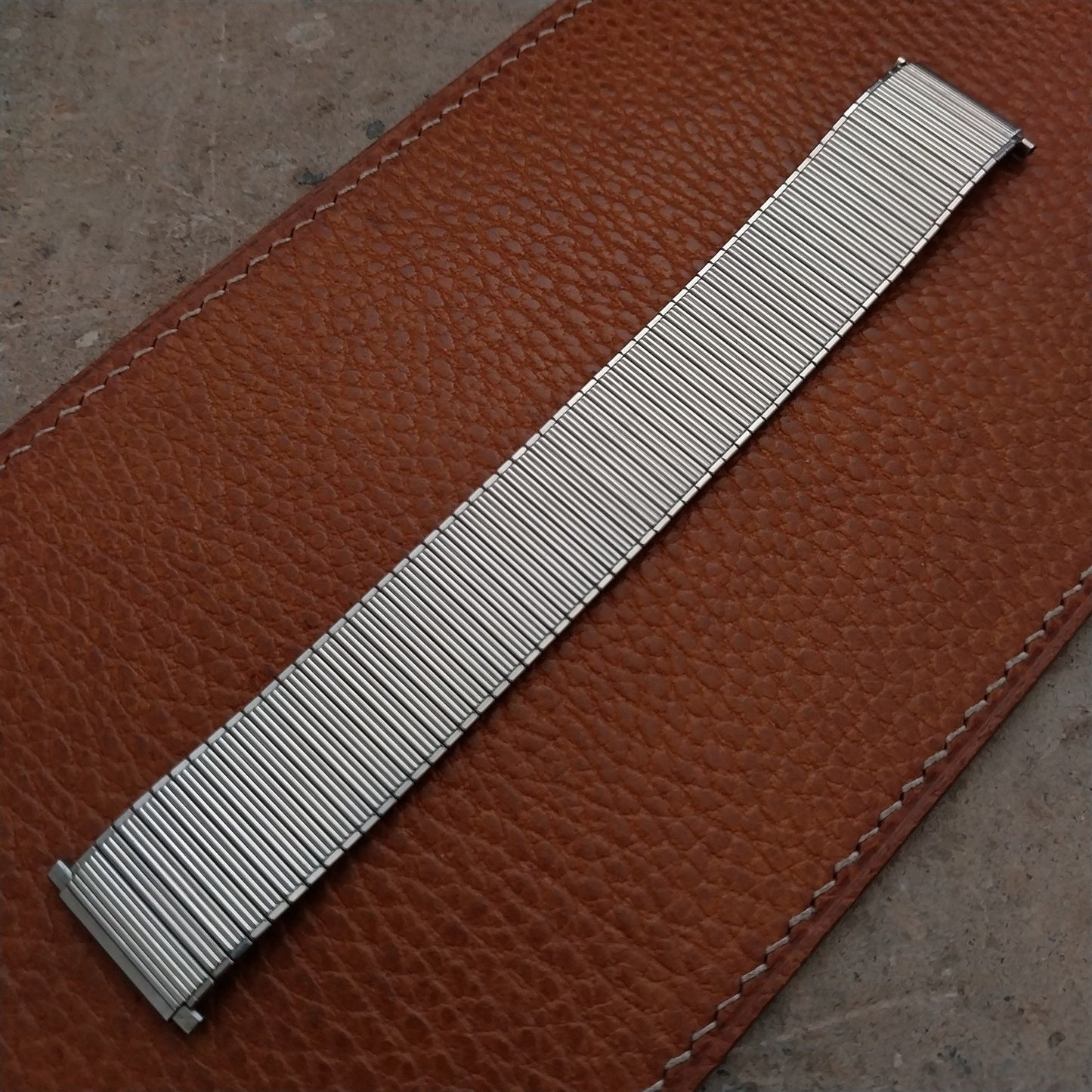 20mm 22mm Stainless Steel nos Speidel USA Made Expansion Vintage Watch Band