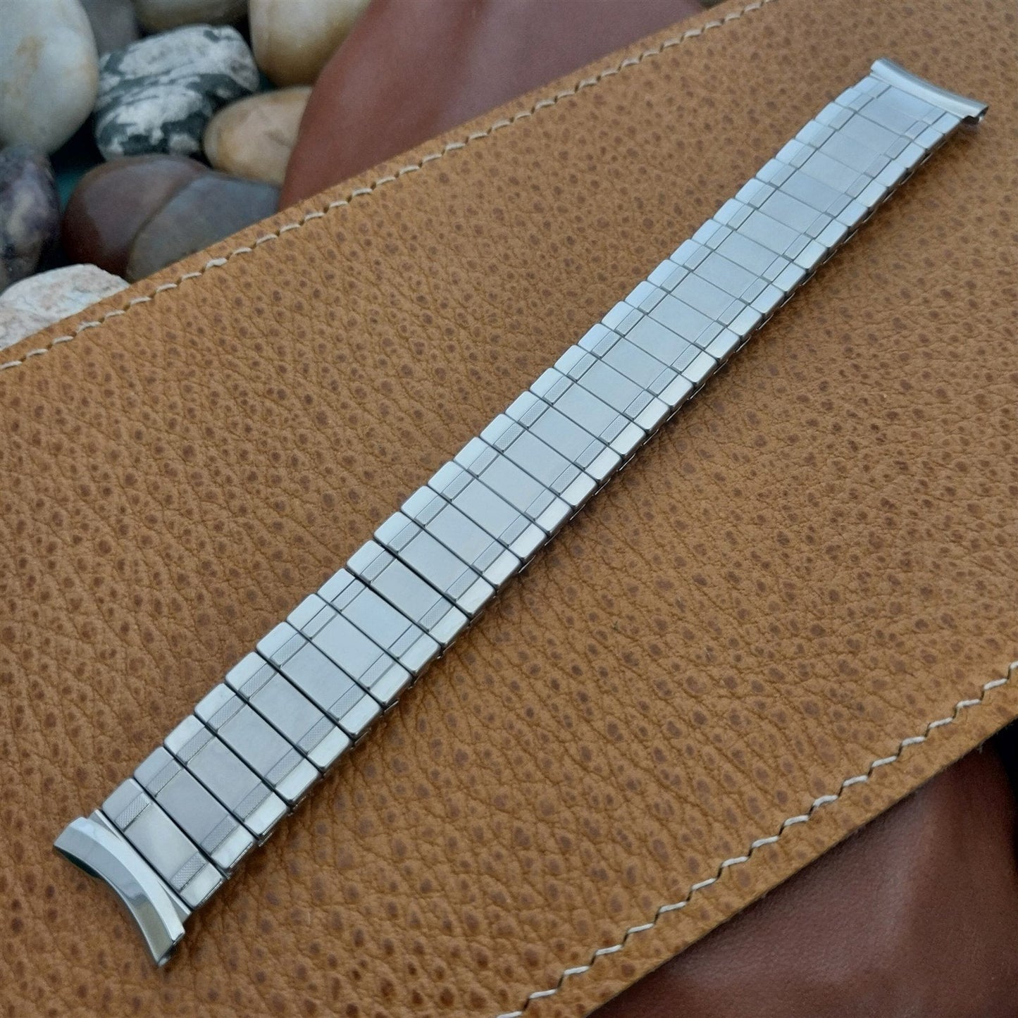 17.2mm Stainless Steel Expansion Duchess USA nos 1950s Vintage Watch Band