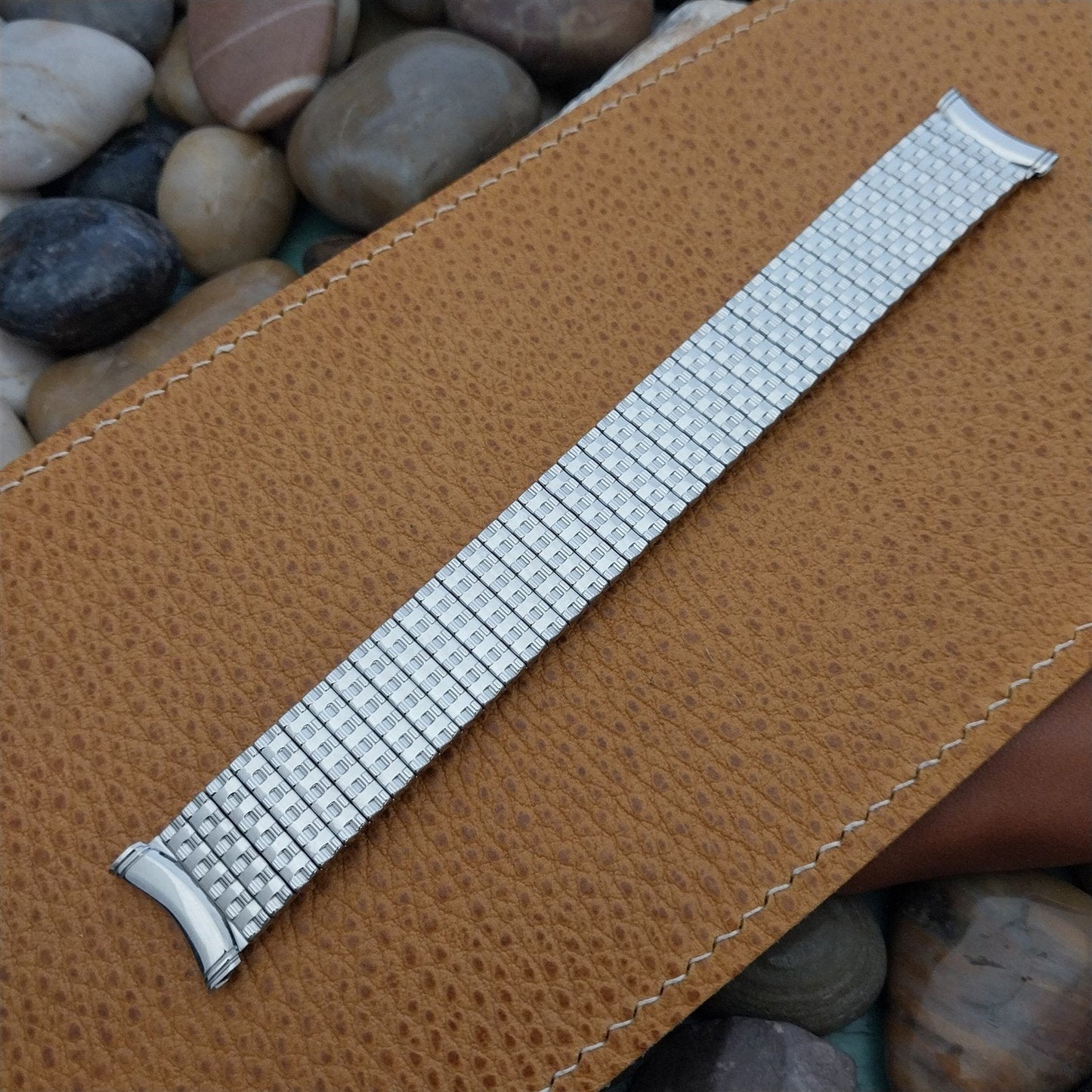 18mm 19mm Kreisler USA Stainless Steel Expansion nos 1960s Vintage Watch Band