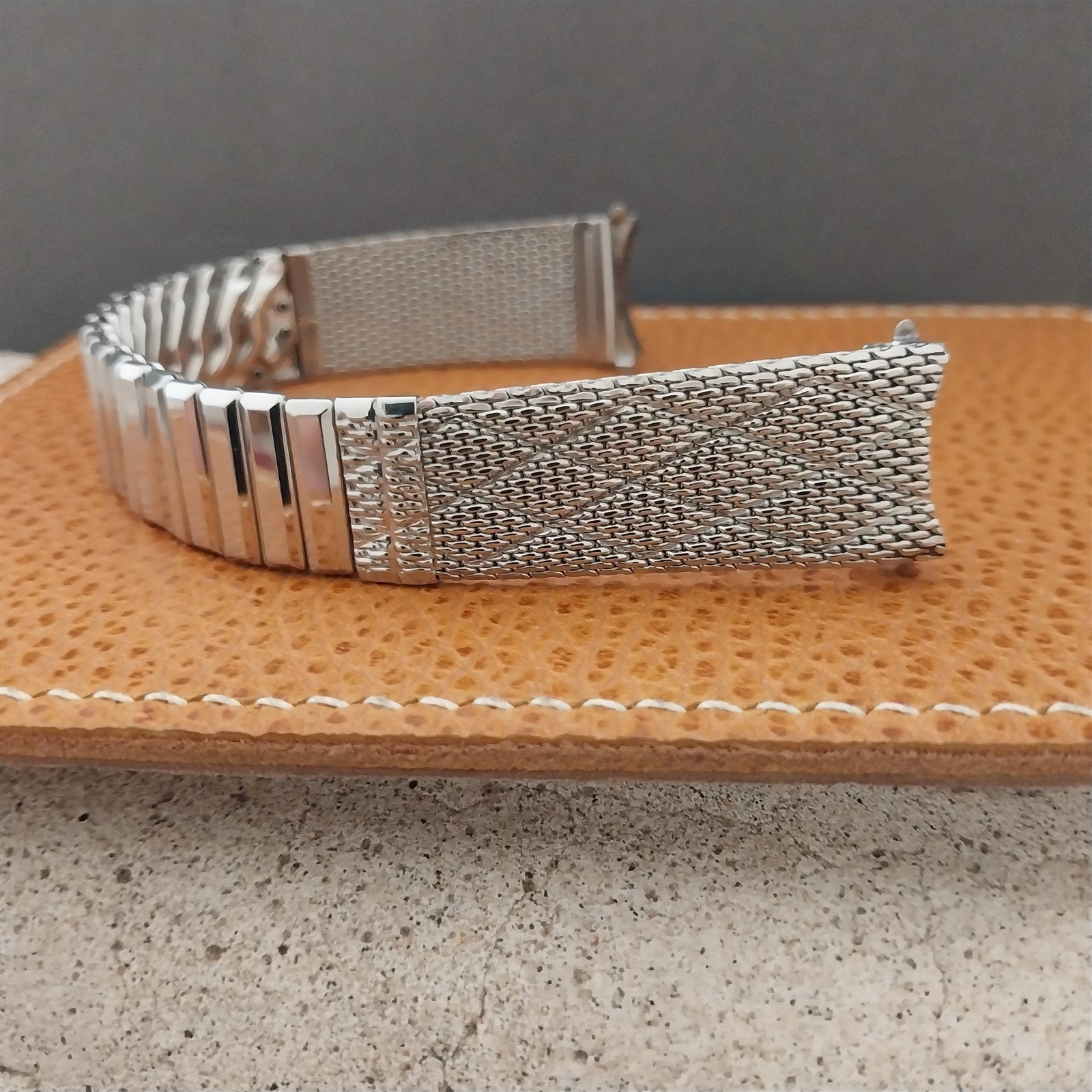 Vintage Stainless Steel Mesh 11/16" Kreisler Unused Classic Stretch Watch Band