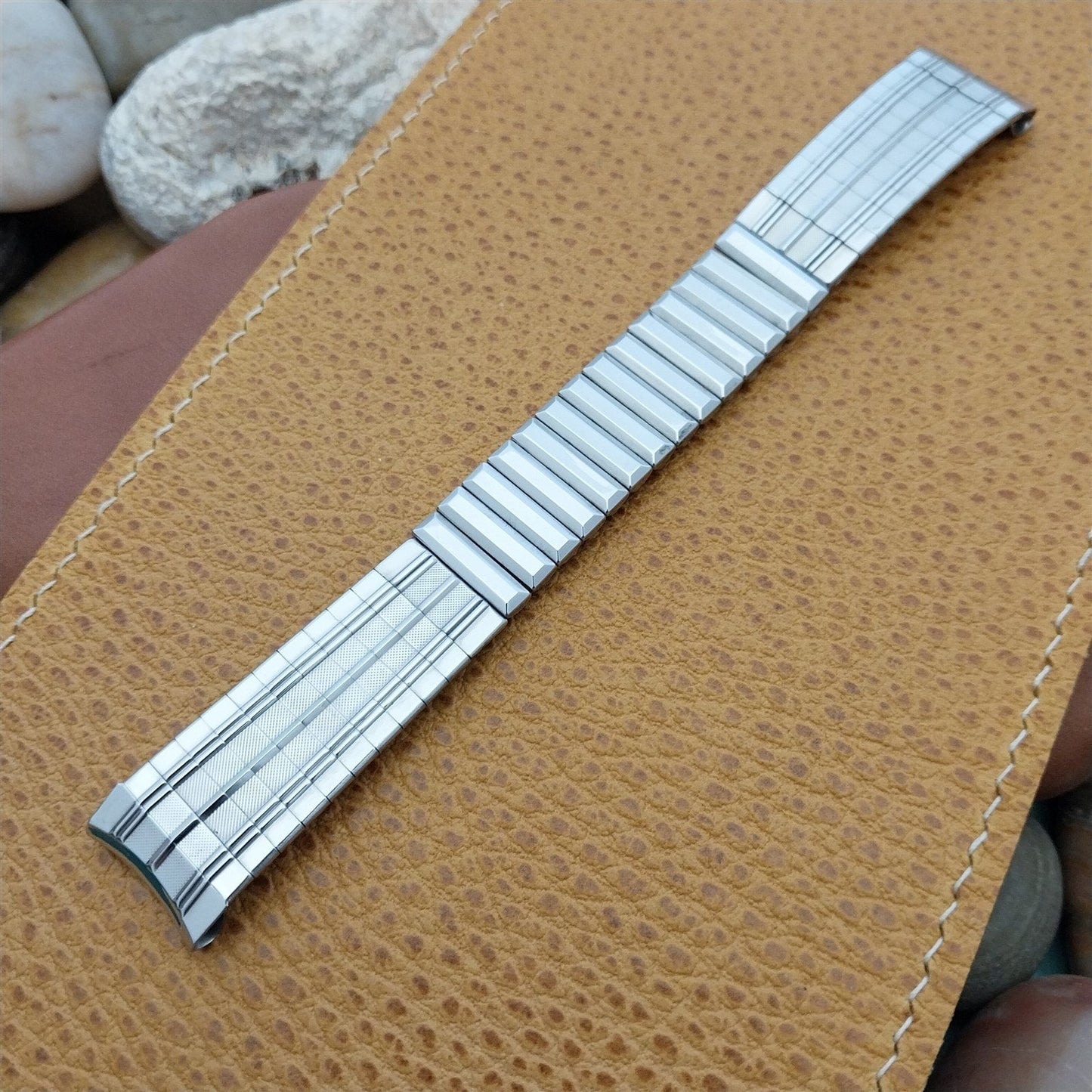 17.2mm 11/16" Umat Stainless Steel Expansion nos 1960s Unused Vintage Watch Band