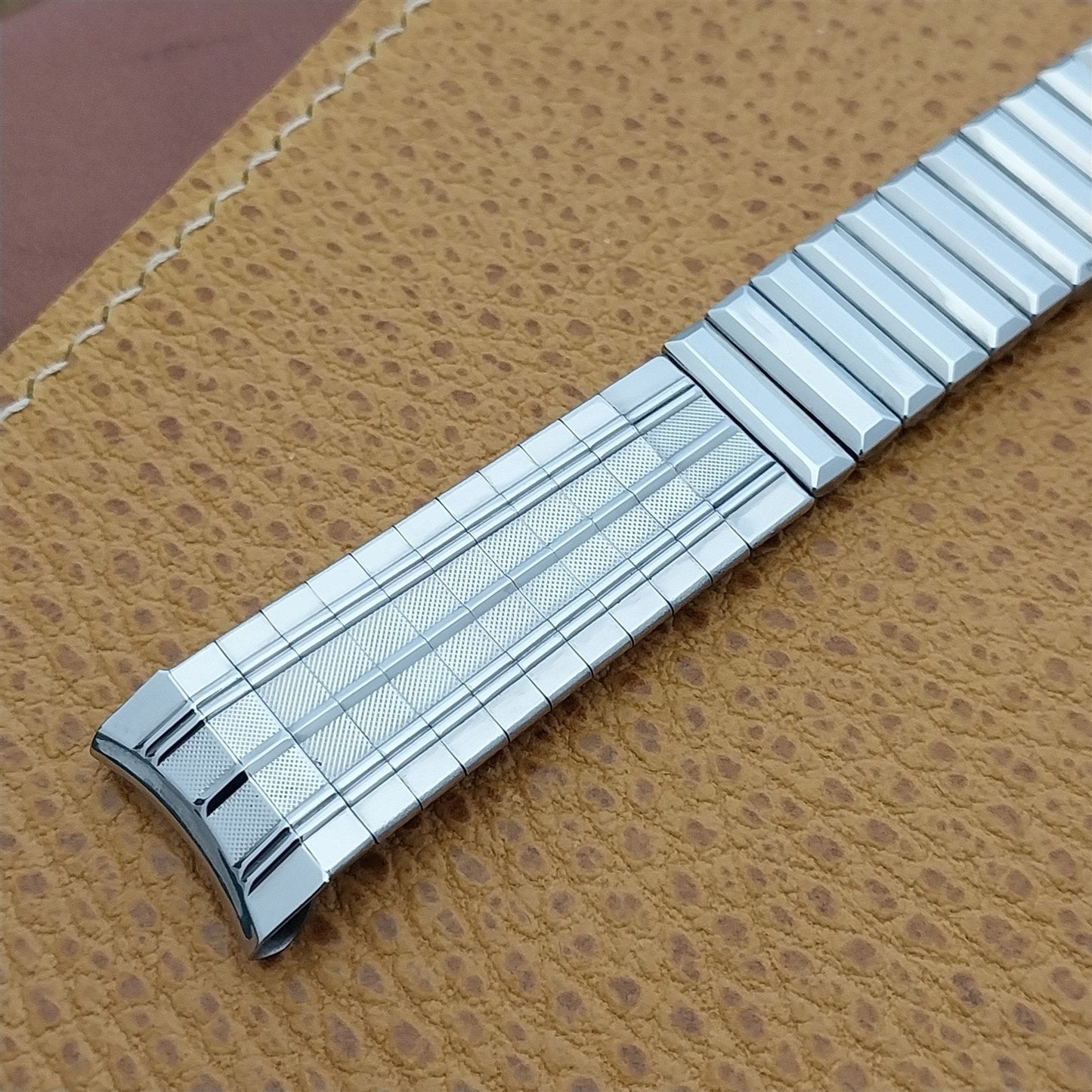 17.2mm 11/16" Umat Stainless Steel Expansion nos 1960s Unused Vintage Watch Band