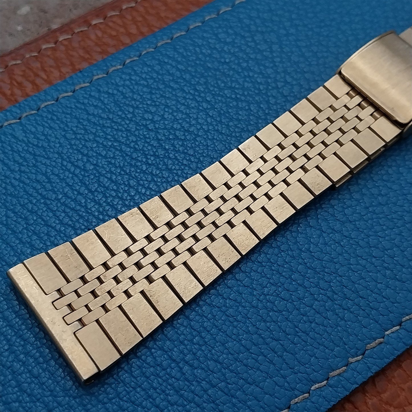 22mm Yellow Gold-Tone Unused NOS Vintage Watch Band