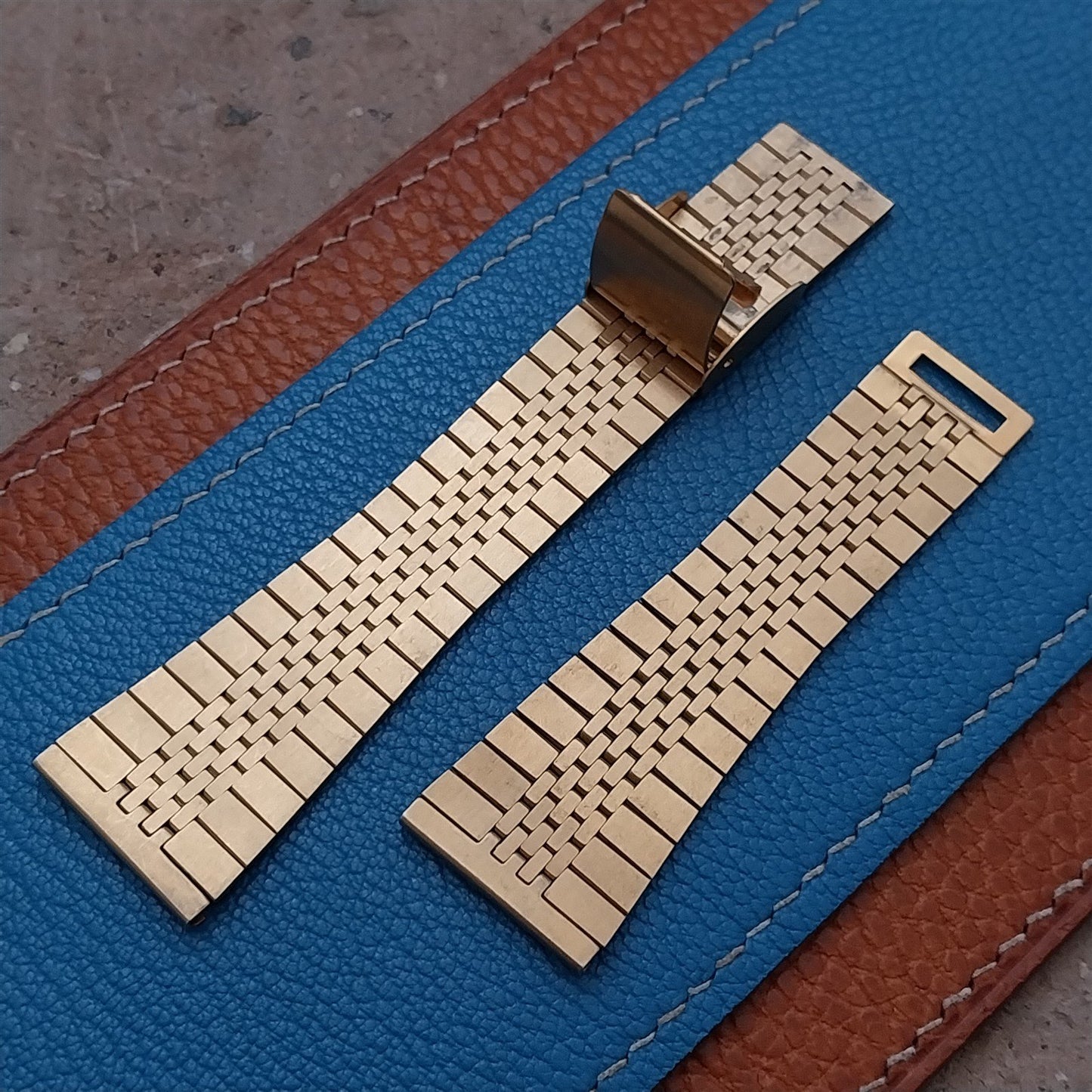 22mm Yellow Gold-Tone Unused NOS Vintage Watch Band