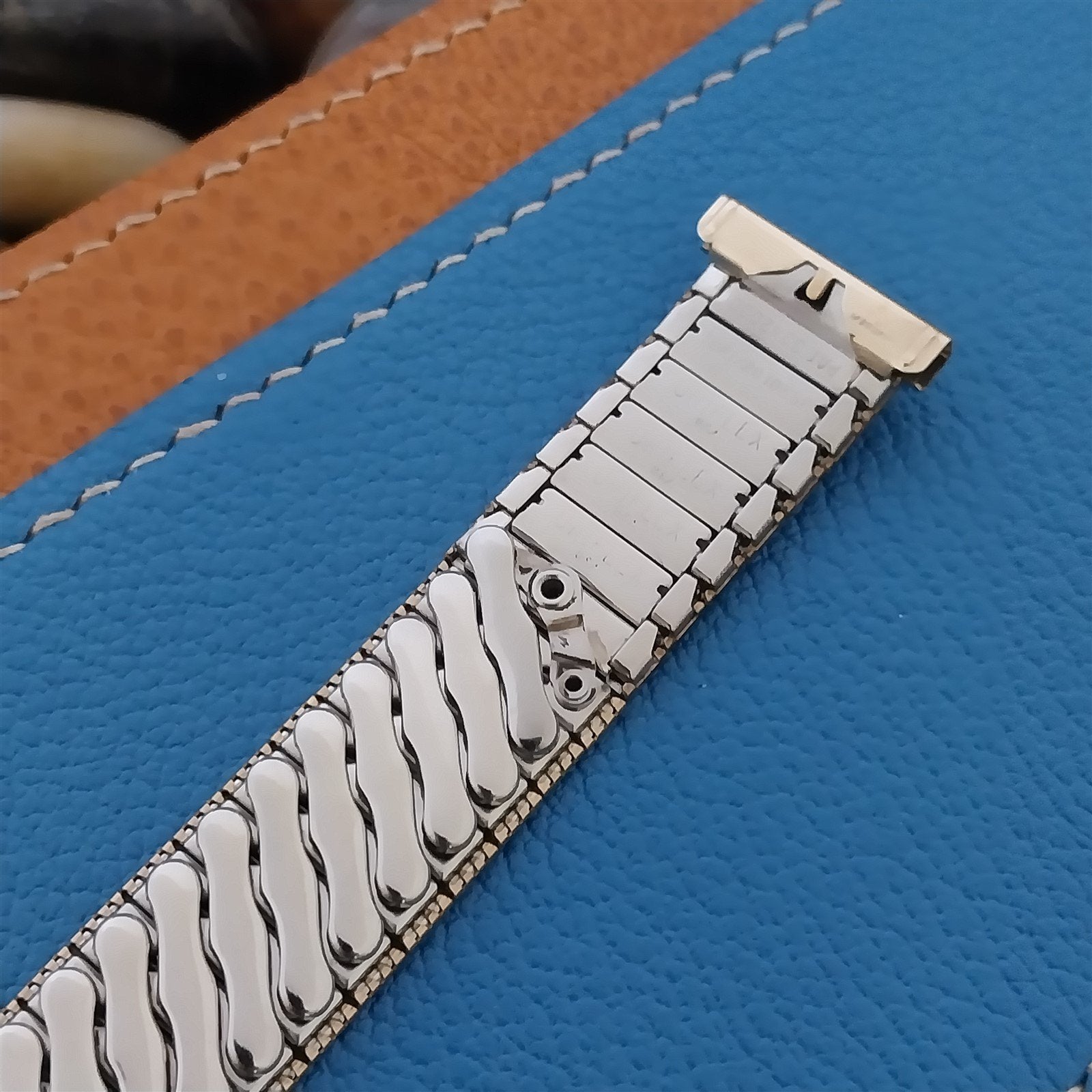 Vintage 1960s 10k Gold Filled & Black Enamel UniFlex Classic Stretch Watch Band