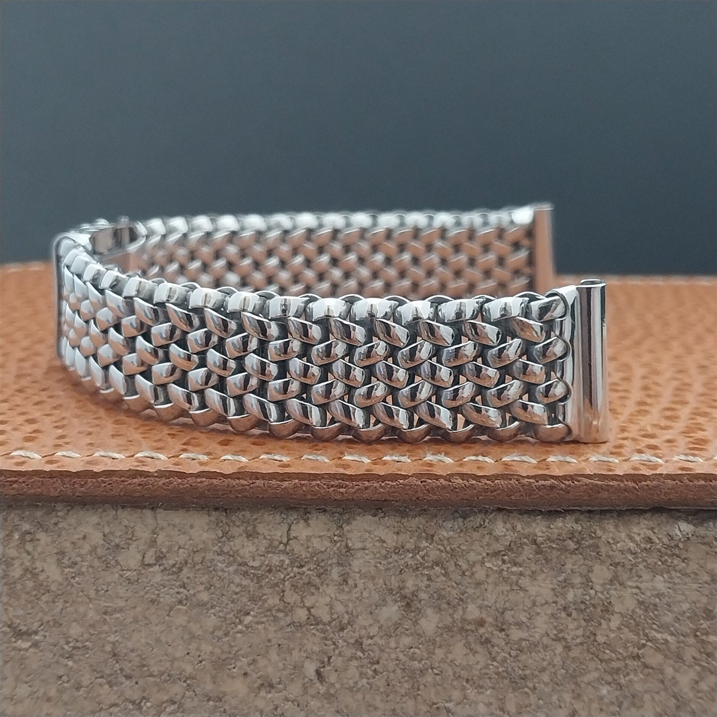 Vintage 16mm White Gold-Filled Mesh 1940s Kreisler Wonder Weave Watch Band