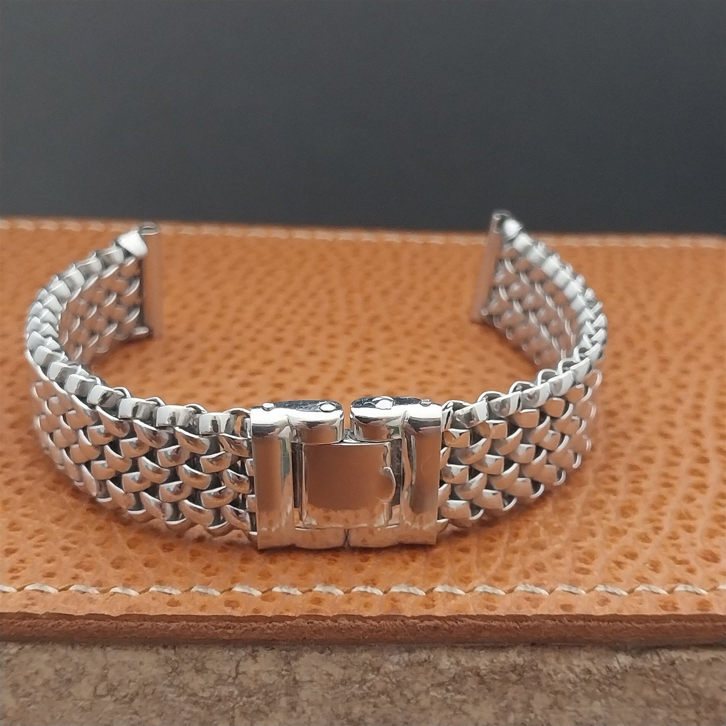 Vintage 16mm White Gold-Filled Mesh 1940s Kreisler Wonder Weave Watch Band