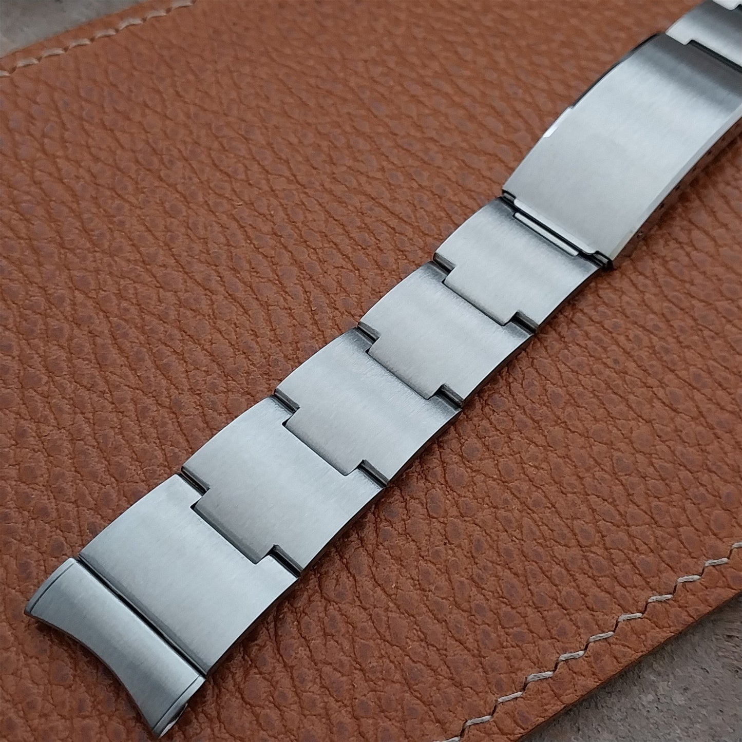 Kreisler Stelux 17mm 18mm 19mm Classic Stainless Steel 1970s Vintage Watch Band