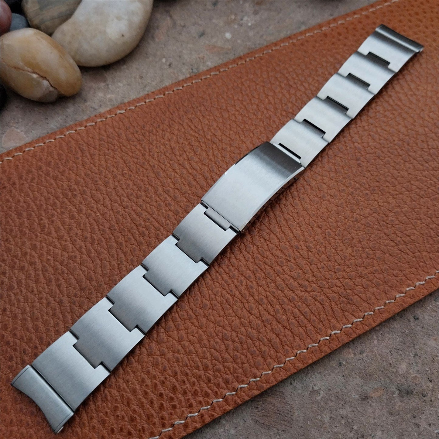 Kreisler Stelux 17mm 18mm 19mm Classic Stainless Steel 1970s Vintage Watch Band