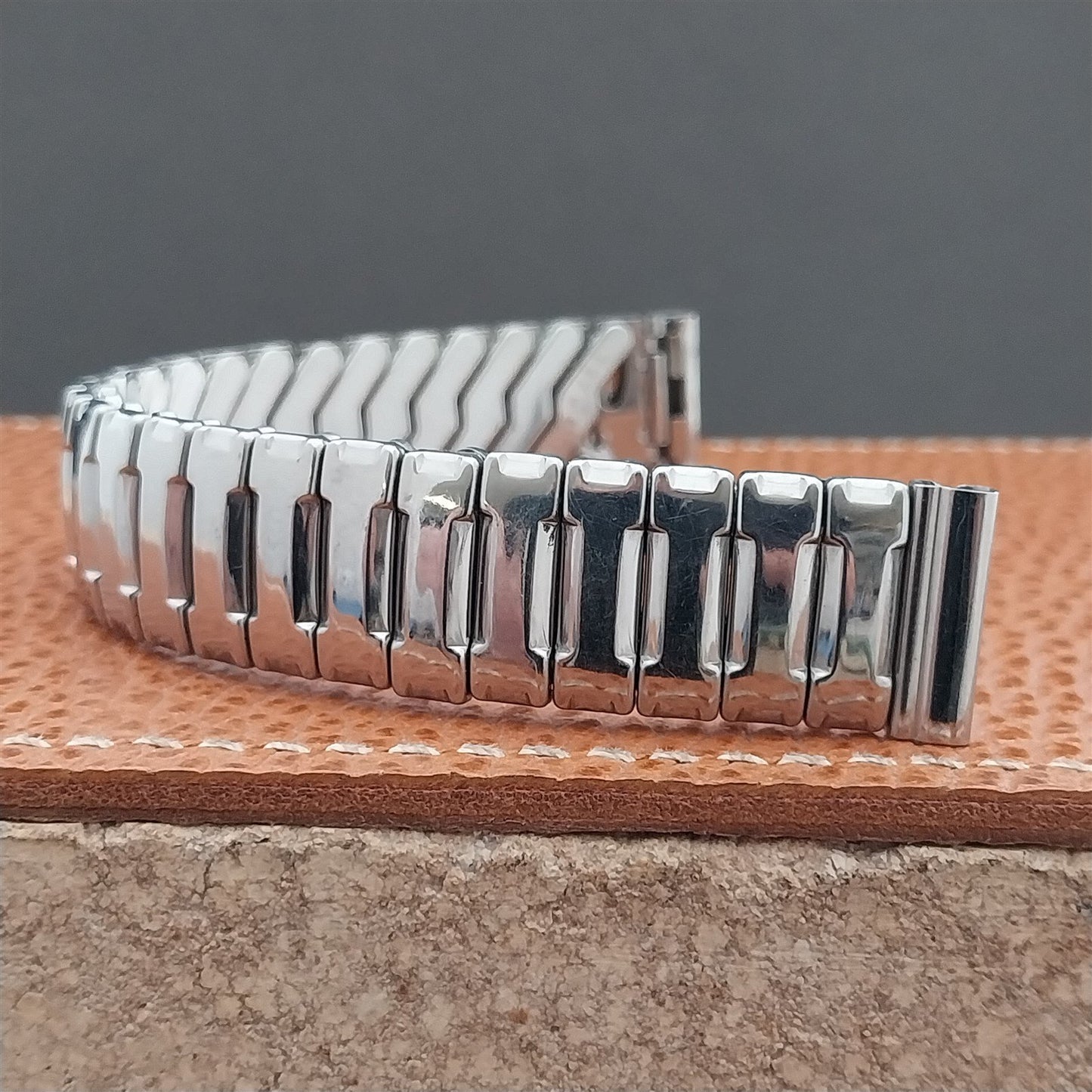 Vintage 5/8" Crown USA 1950s Stainless Steel Unused Classic Stretch Watch Band