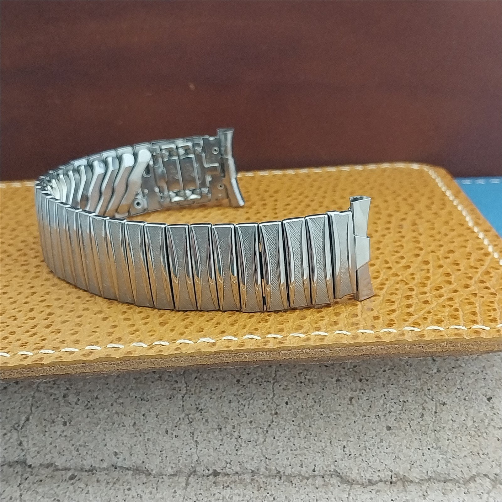 16mm 18mm 19mm 1950s USA Made Stainless Steel Foster New Old Vintage Watch Band