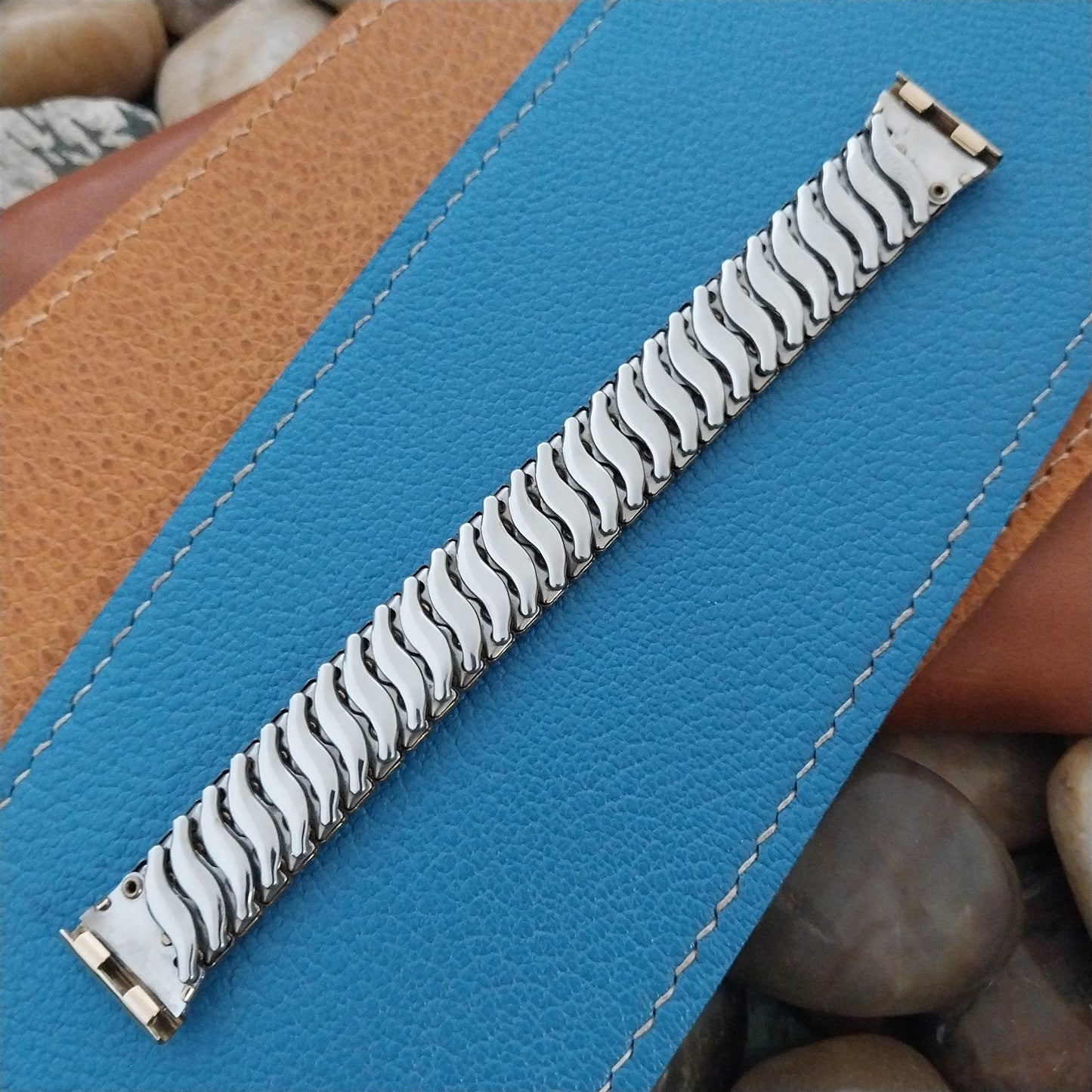 1940s Gold Filled 5/8" Stonewall USA Classic Stretch Unused Vintage Watch Band