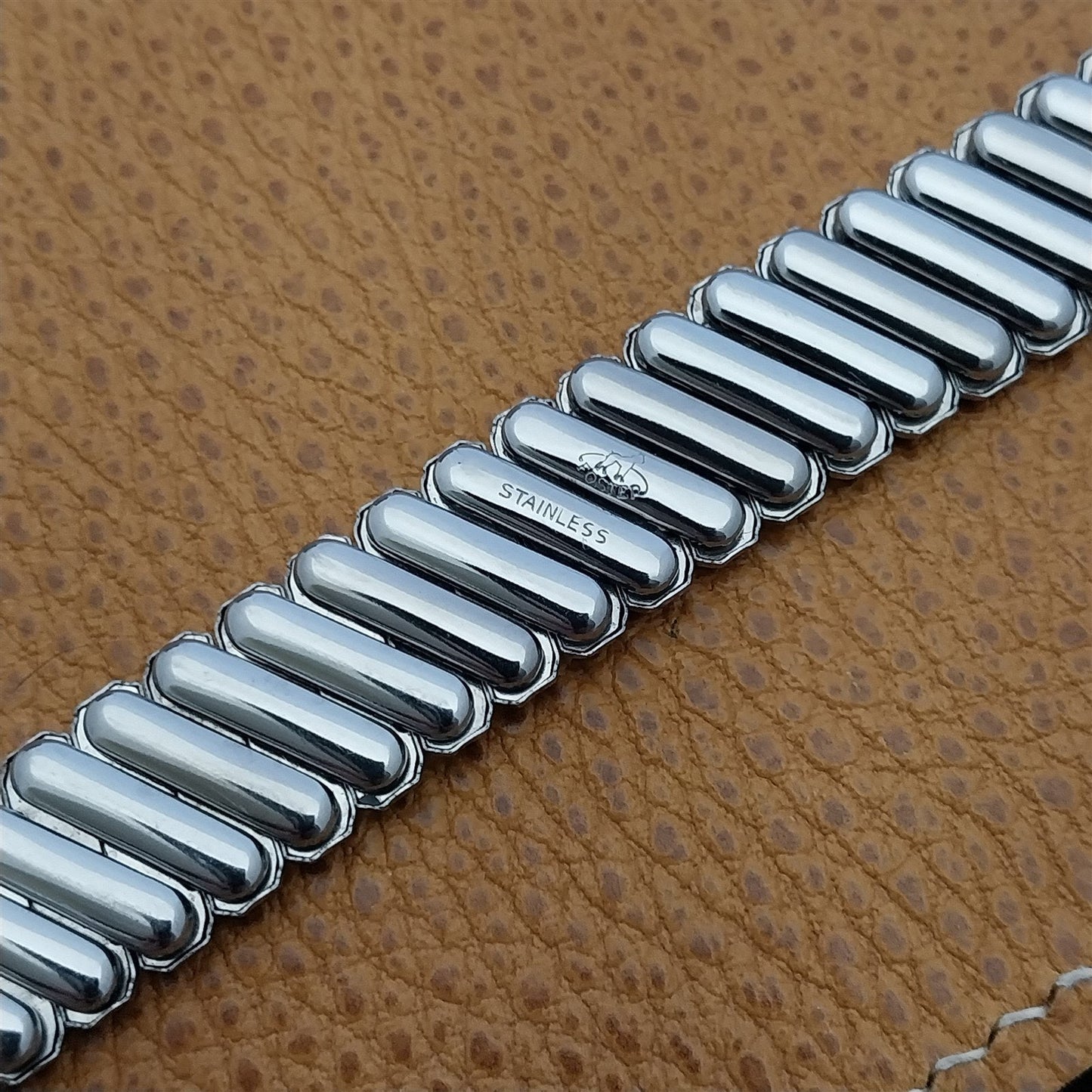 5/8" Foster Stainless Steel Classic Expansion Short nos 1950s Vintage Watch Band