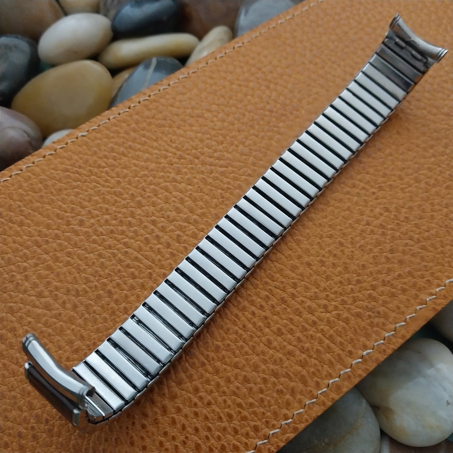 Kreisler USA Woodgrain & Stainless Steel Vintage Watch Band 18mm 19mm