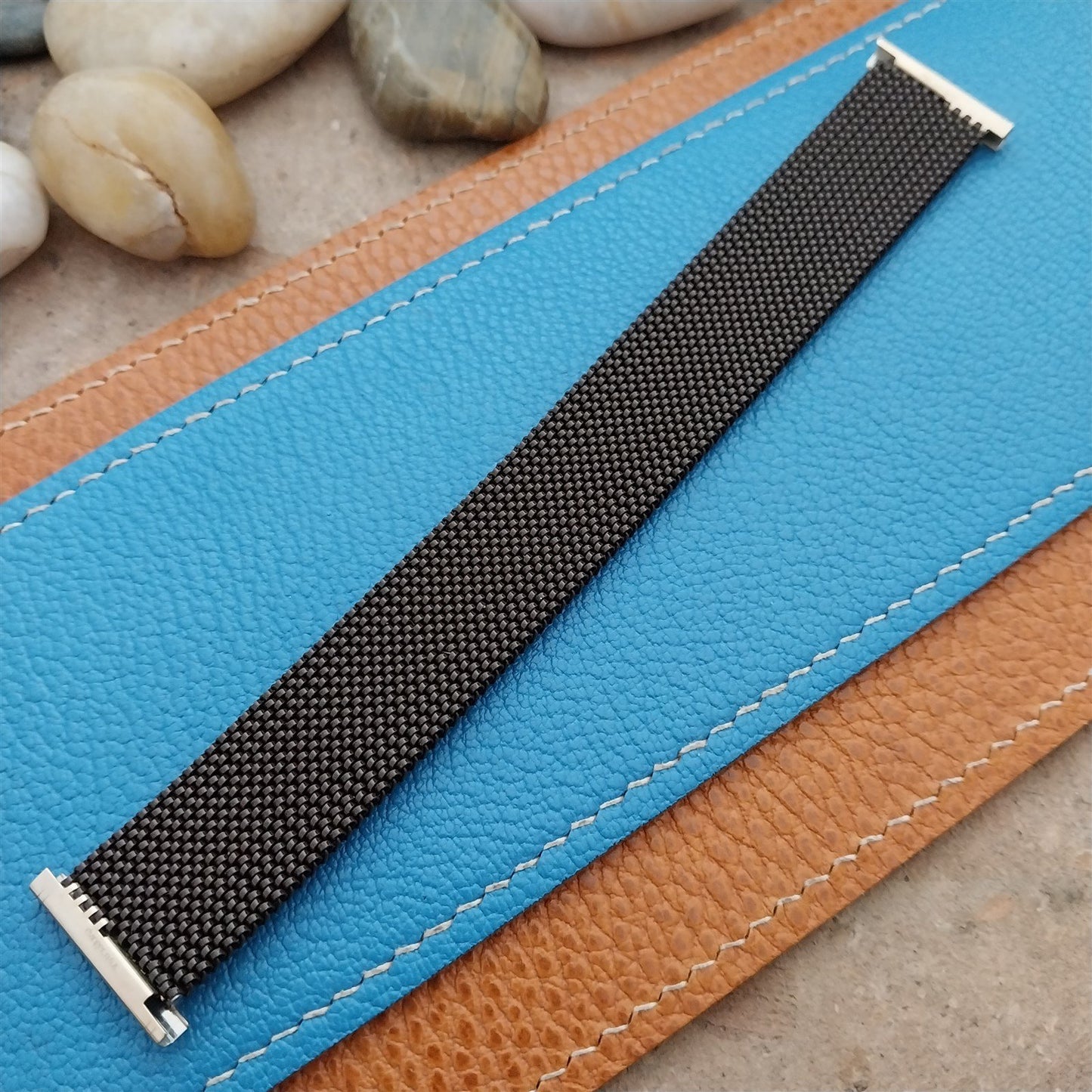 22mm 20mm 19mm Evinger USA Brown & Gold ep Stretch Mesh 1970s Vintage Watch Band