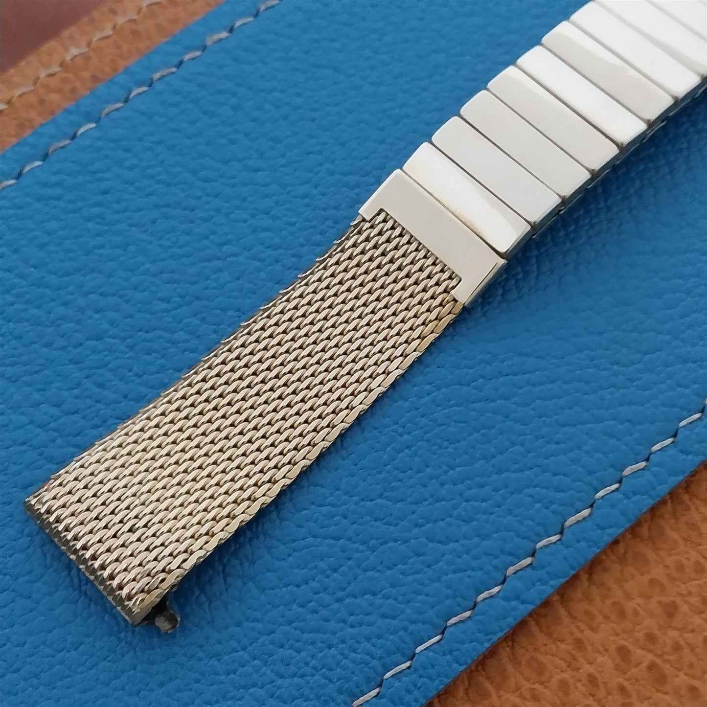 17.2mm 10k Gold-Filled Mesh Classic Finesse USA nos 1960s Vintage Watch Band